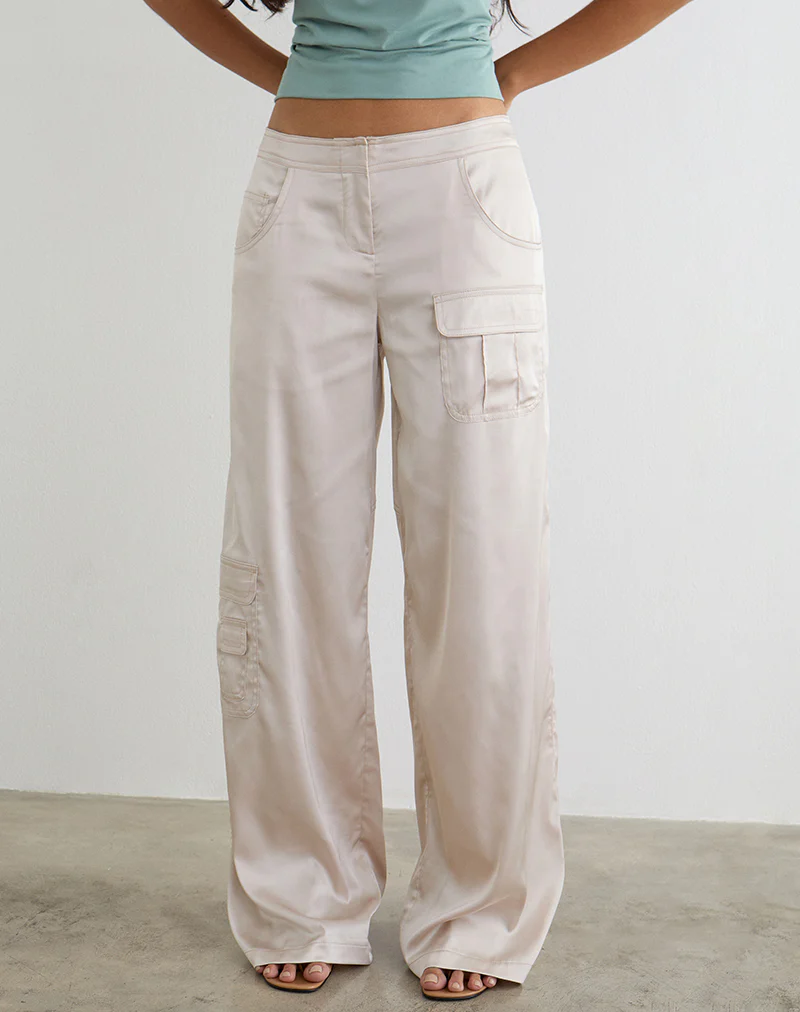 Grania Straight Leg Cargo Trouser in Cream - Image 2