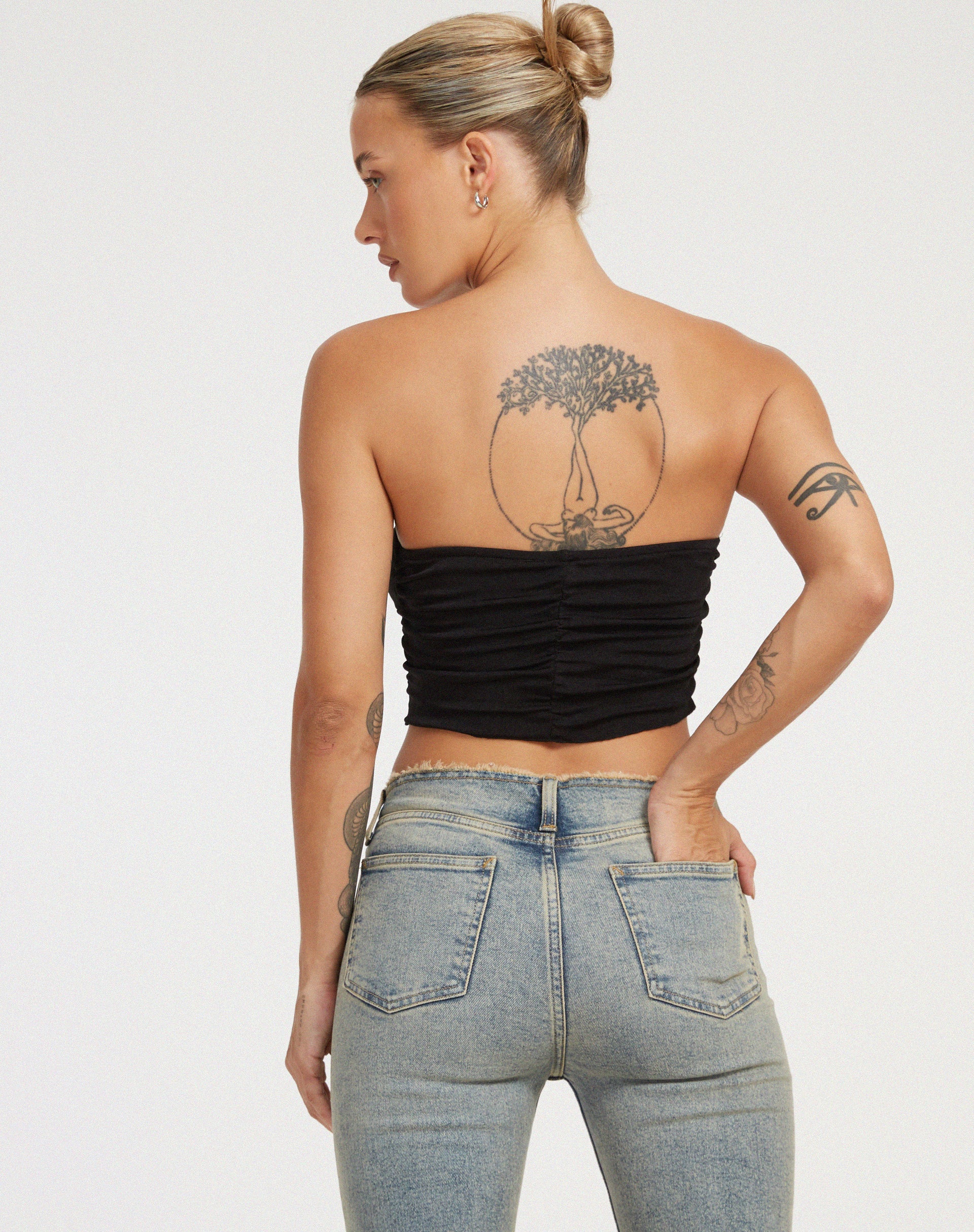 Hankru Bandeau Top in Black - Image 2