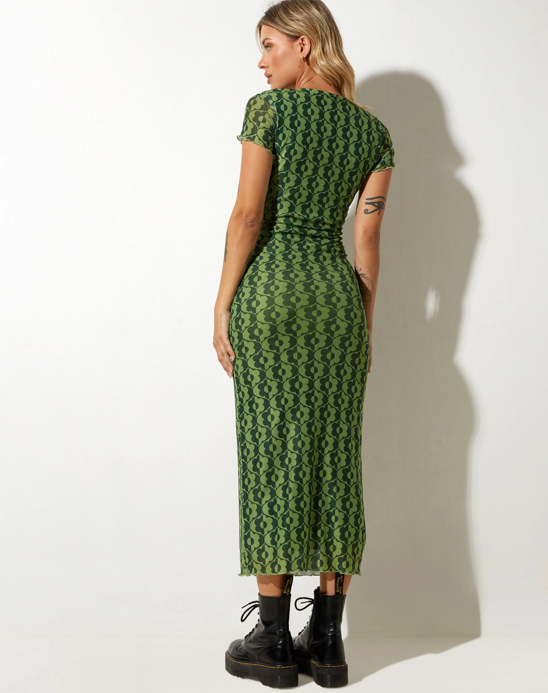 Happyella Midi Dress in Wavy Daisy Green - Image 6
