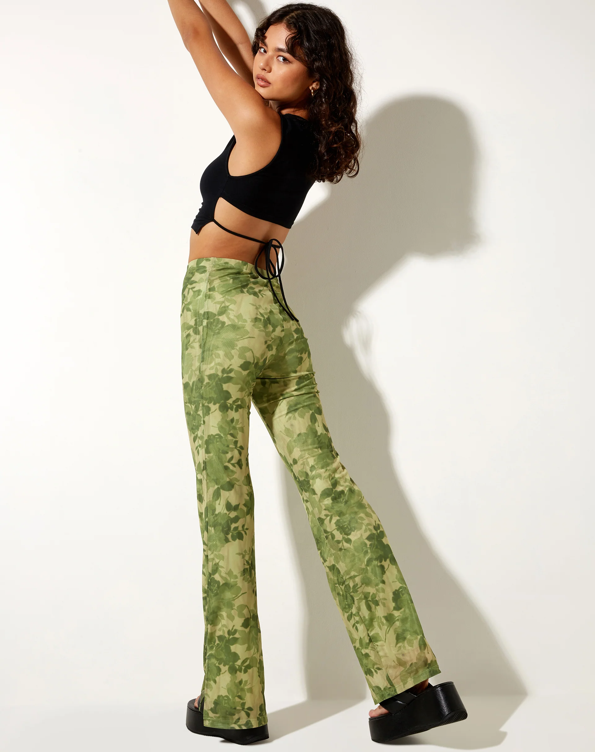 Heny Flare Trouser in Blurred Floral - Image 2