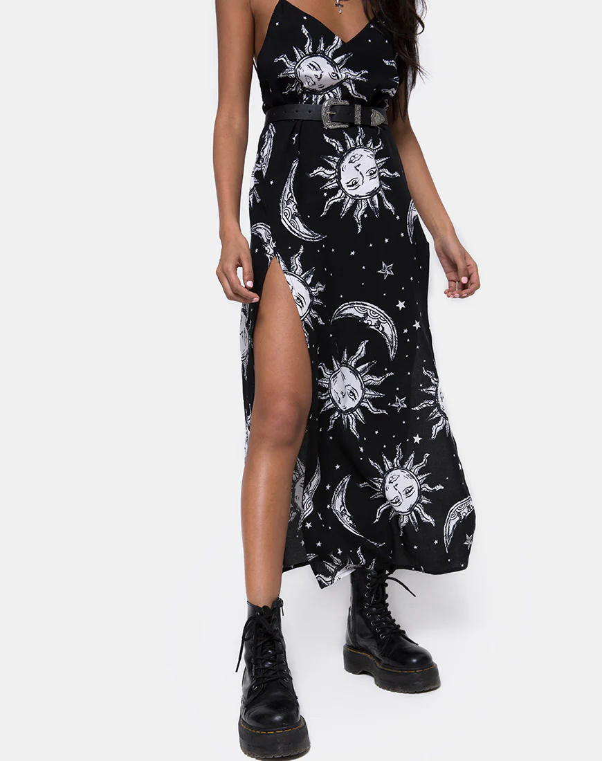 Hime Maxi Dress in Oversize Sun Moon and Stars - Image 3