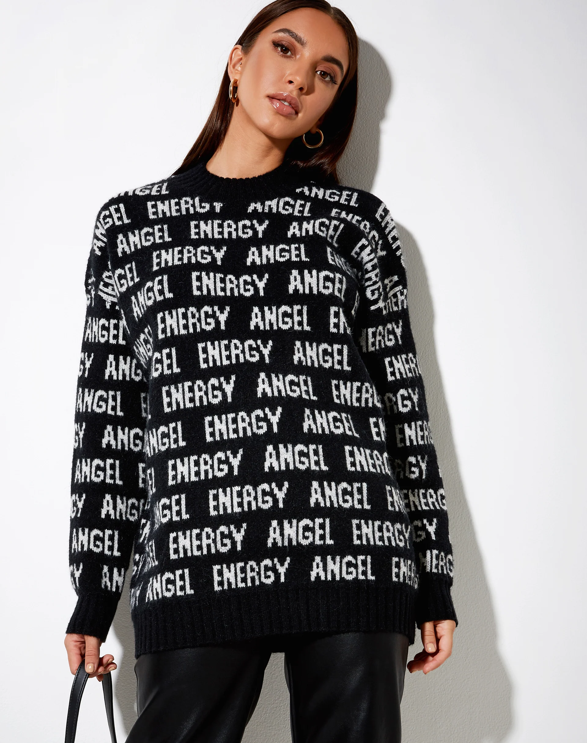 Iskov Jumper in Black with Ivory Angel Energy - Image 2