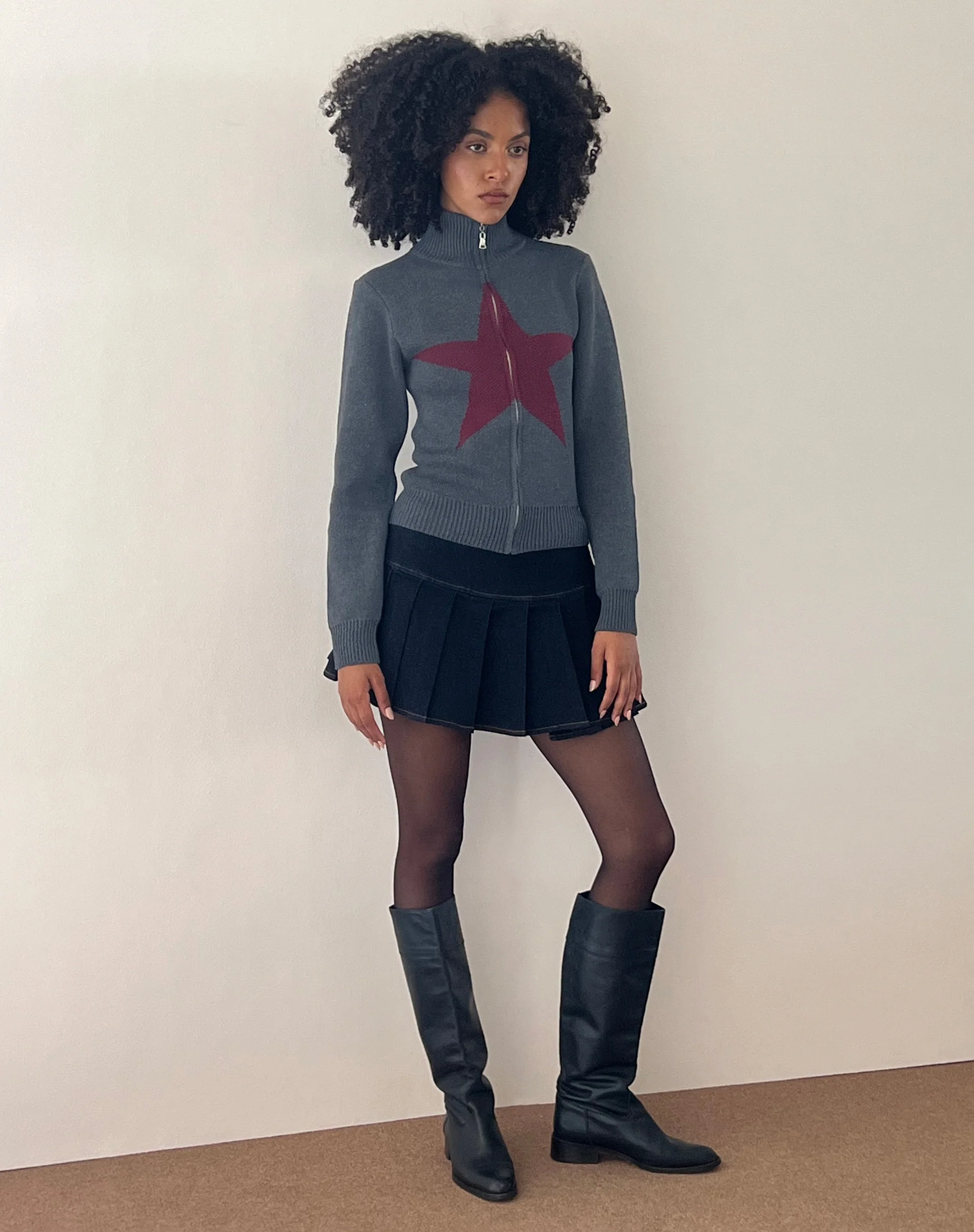 Jimena Zip Through Cardigan in Grey with Burgundy Star Motif - Image 3