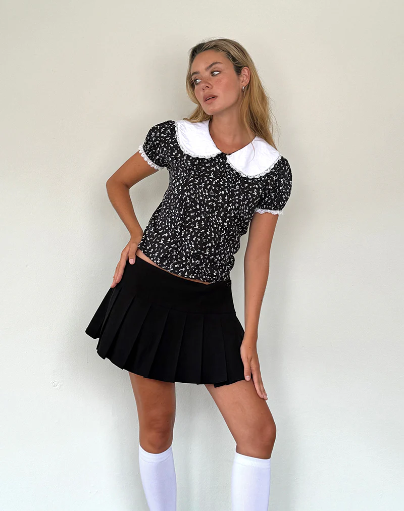 Jisoya Blouse in Black Ditsy Romance - Image 3