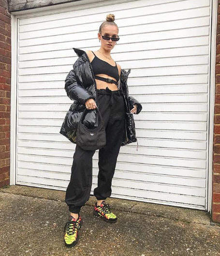 Jubie Cargo Trouser in Black Drill - Image 2