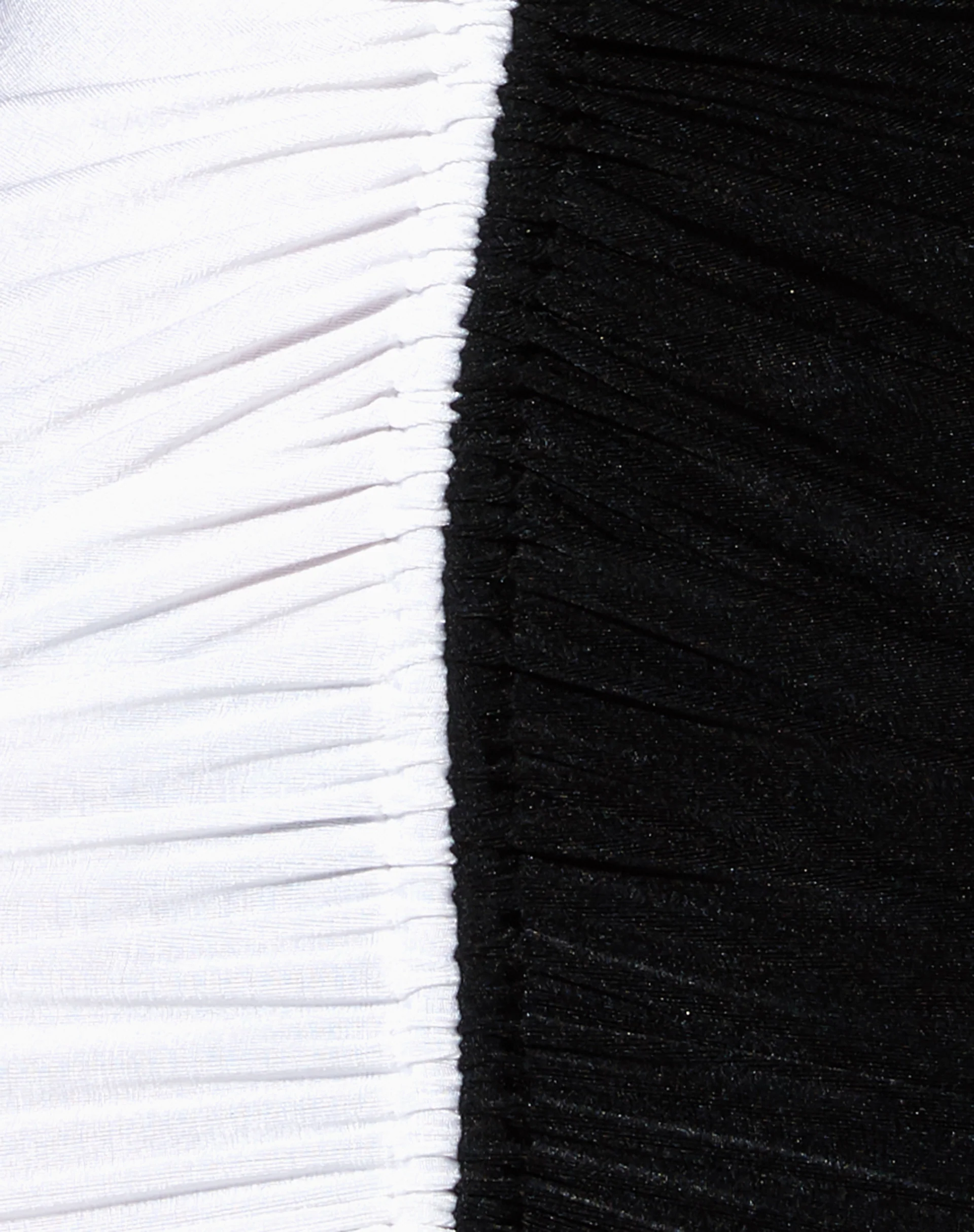 Jusely Mini Dress in Crepe Black and White - Image 6