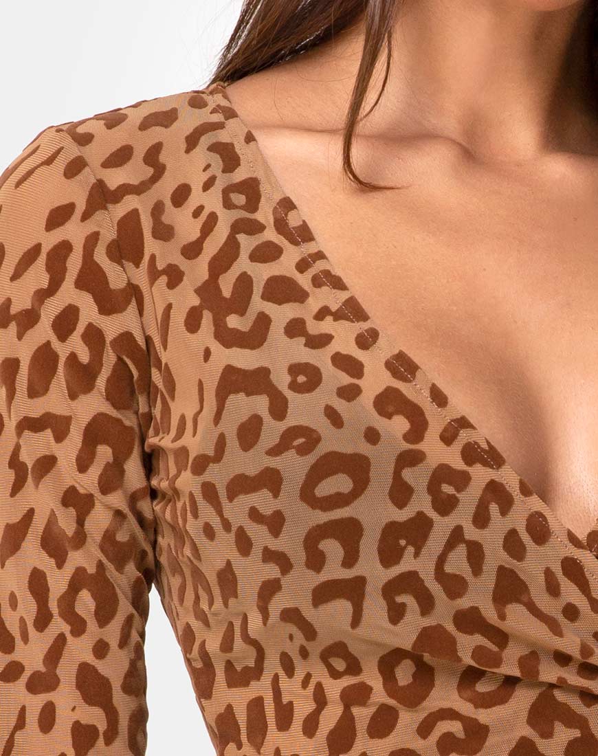 Kayak Wrap Top in Animal Flock Tan Brown - Image 5