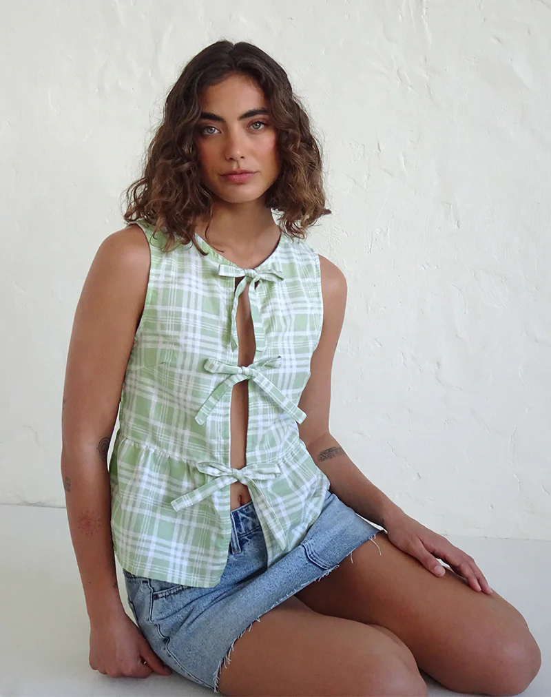 Kayvata Tie Front Top in Table Cloth Neo Mint - Image 2