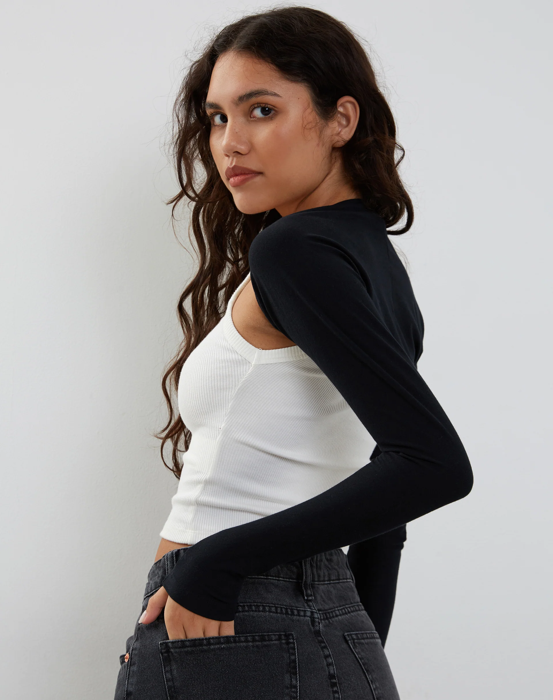Ladri Shrug Top in Black Lycra - Image 2