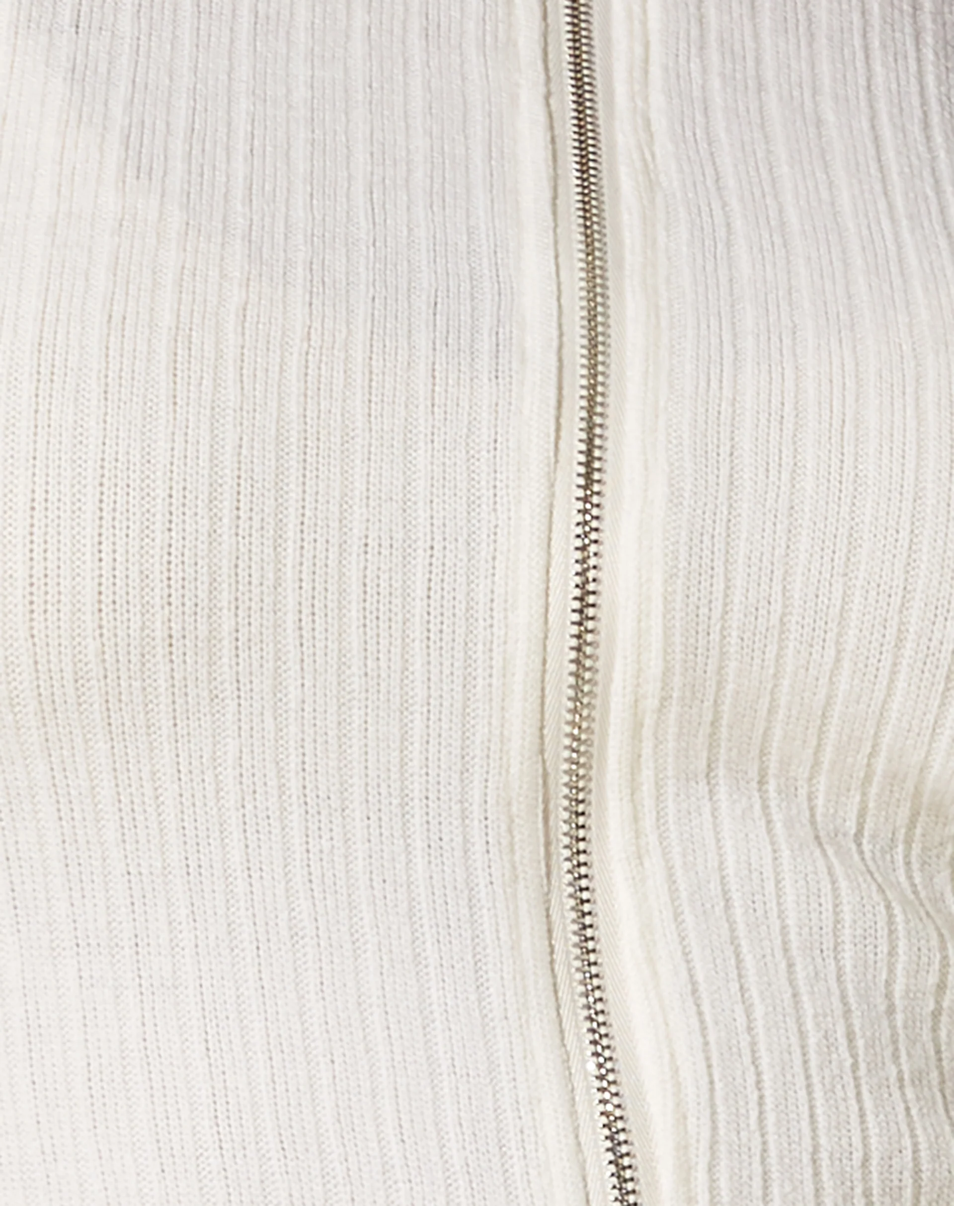 Larita Cardi in Knit White Animal - Image 7