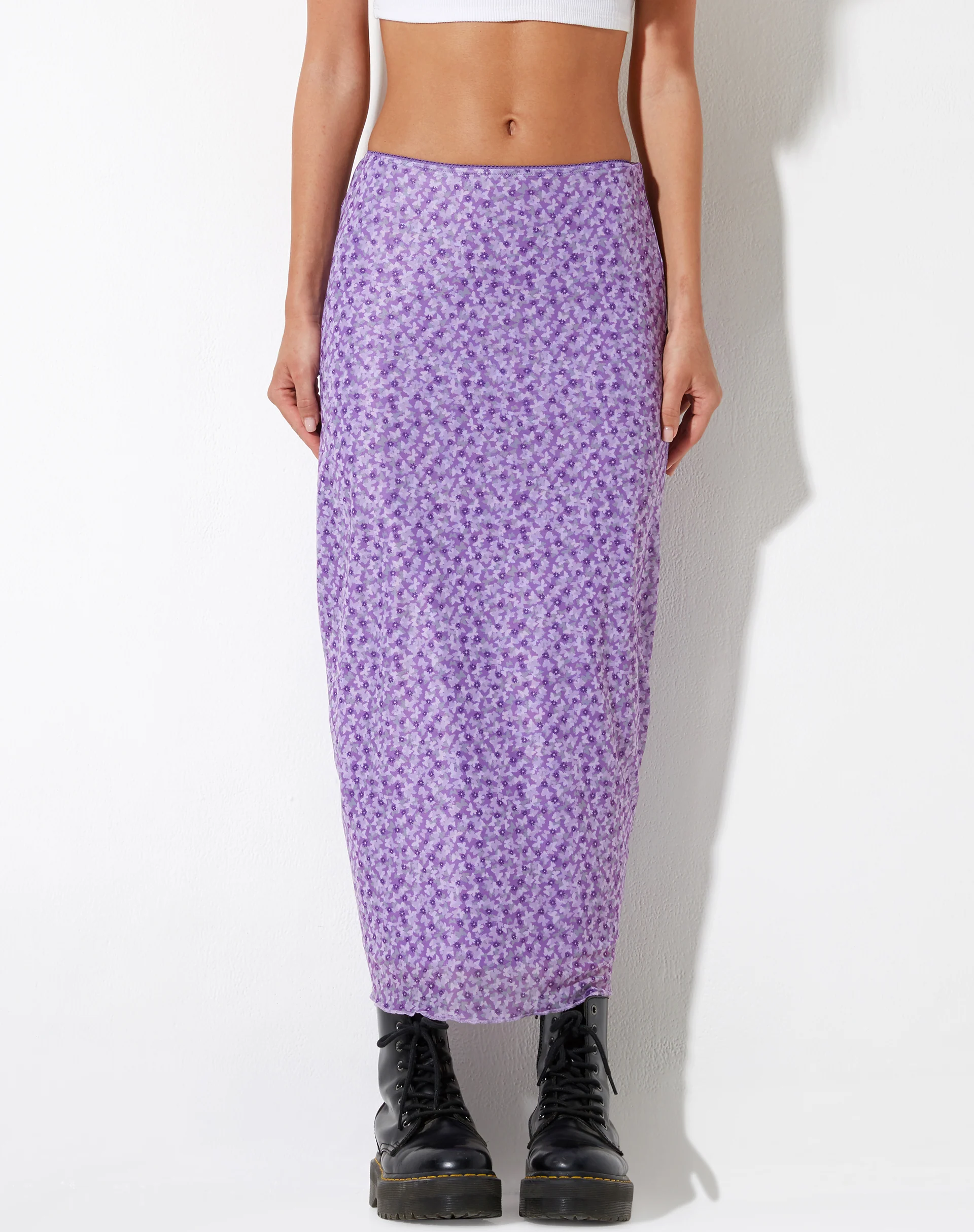 Lassie Maxi Skirt in Daisy Floral Lilac - Image 2