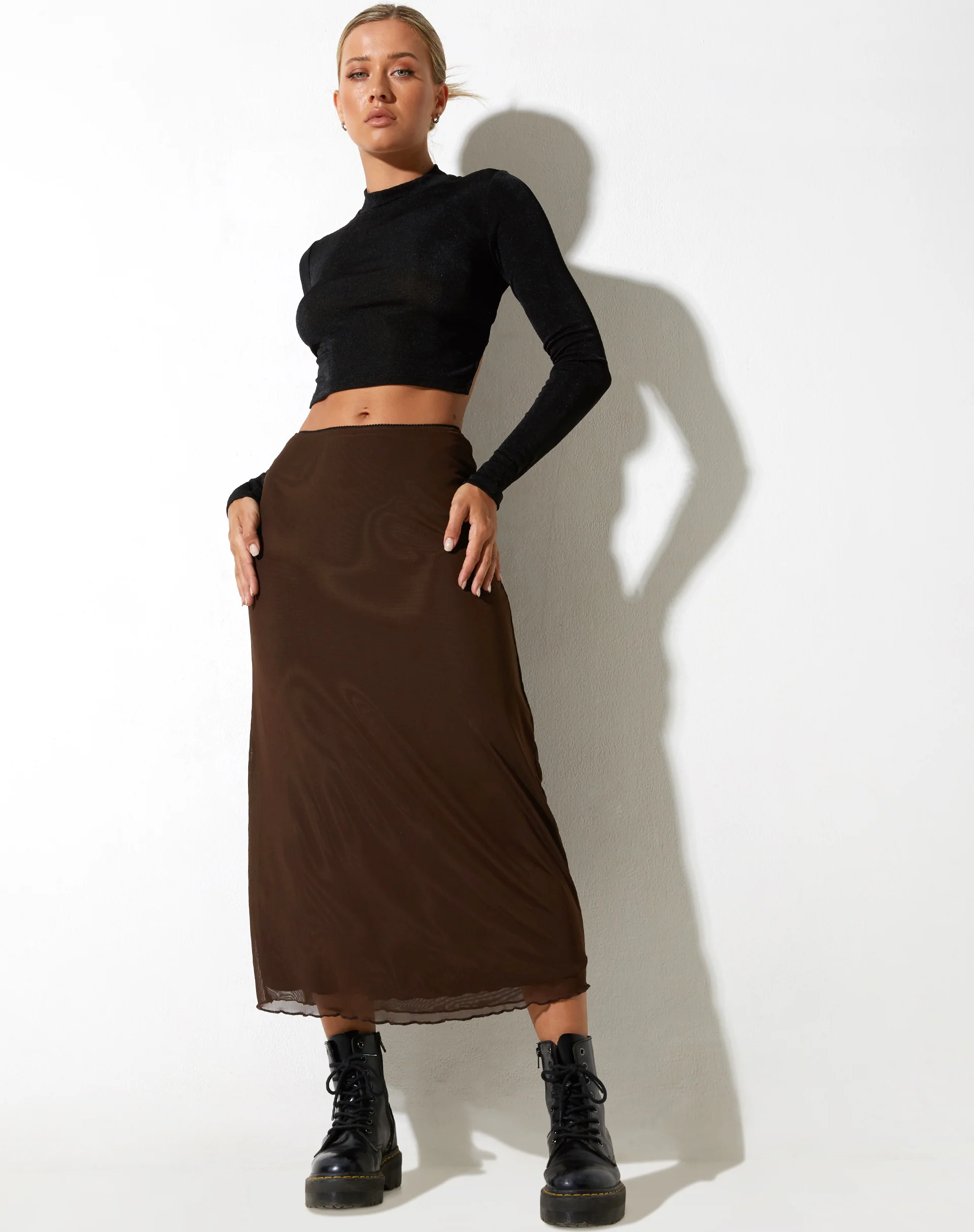 Lassie Midi Skirt in Mesh Brown - Image 5