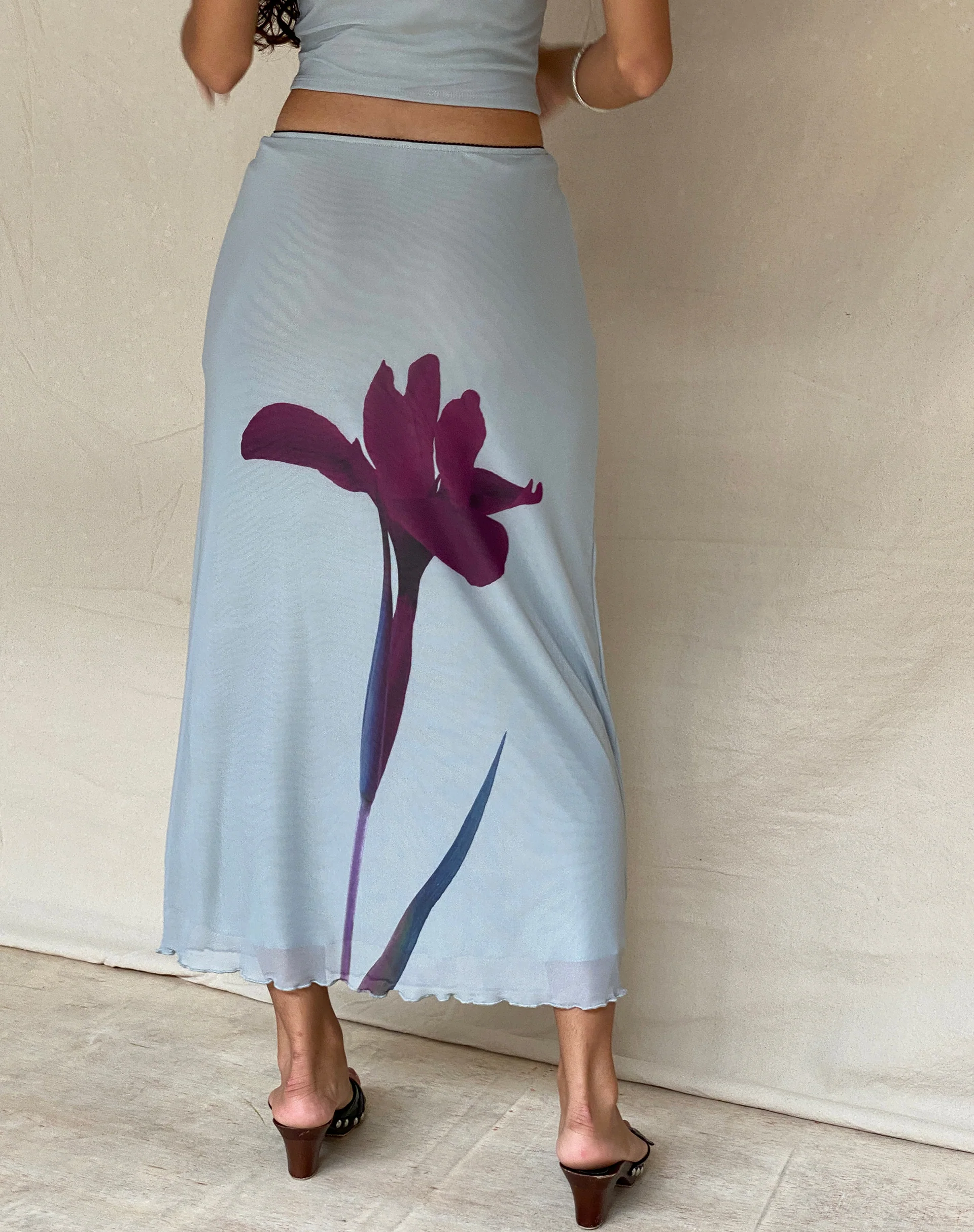 Lassie Midi Skirt in Mint Flower Placement - Image 3