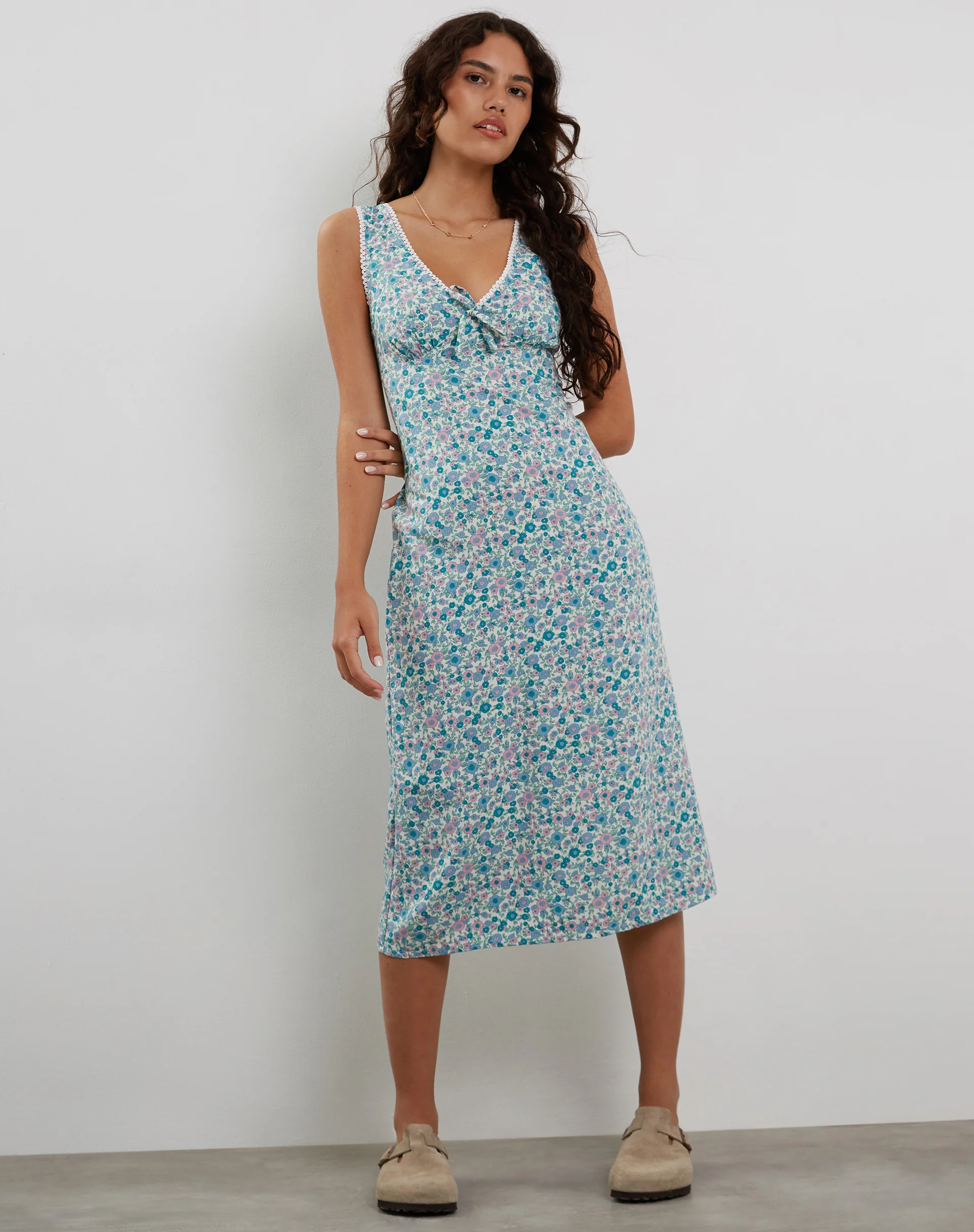 Lavisha Midi Dress in Flower Power Blue - Image 4