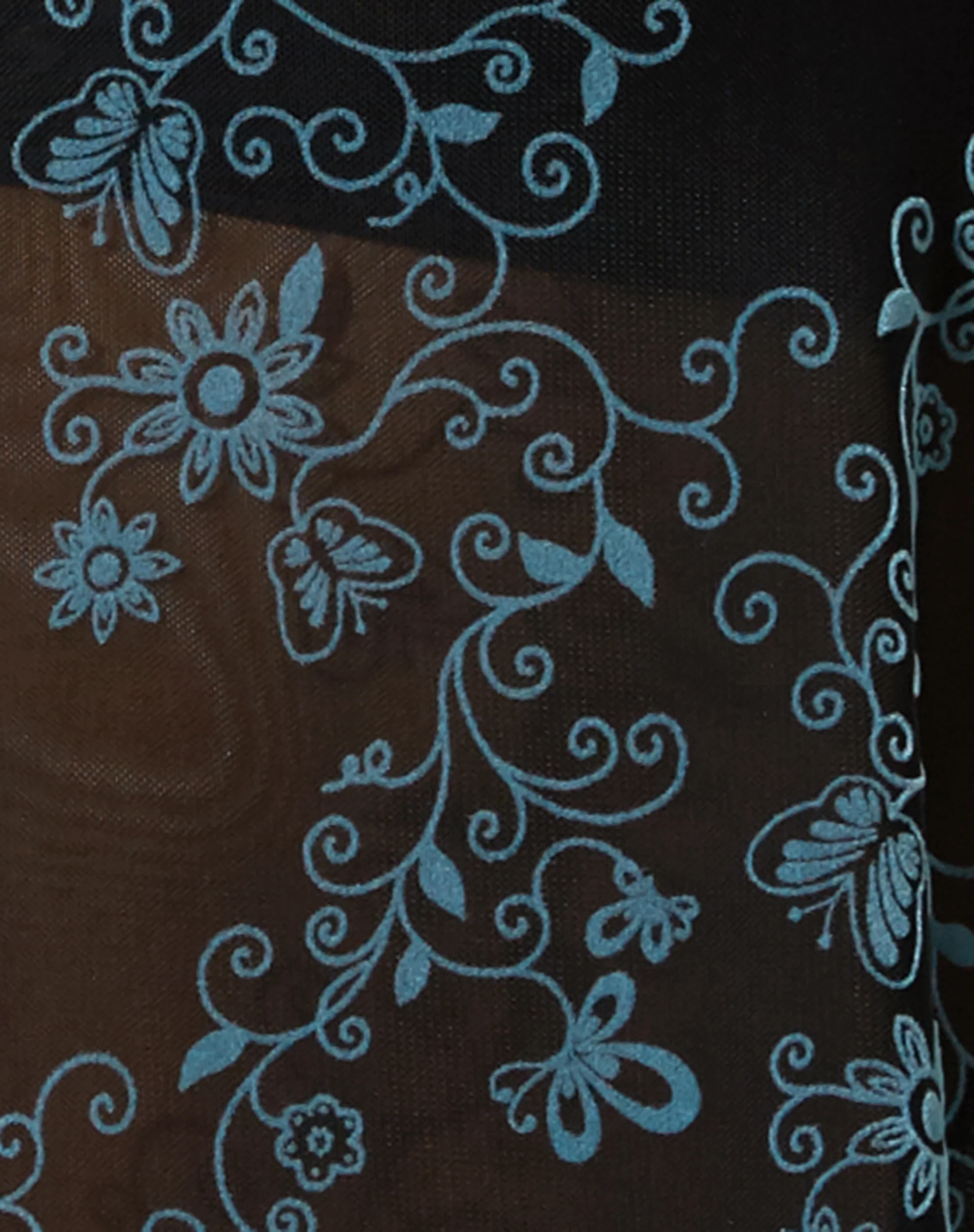 Leon Cardi in Butterfly Vine Flock Blue - Image 8