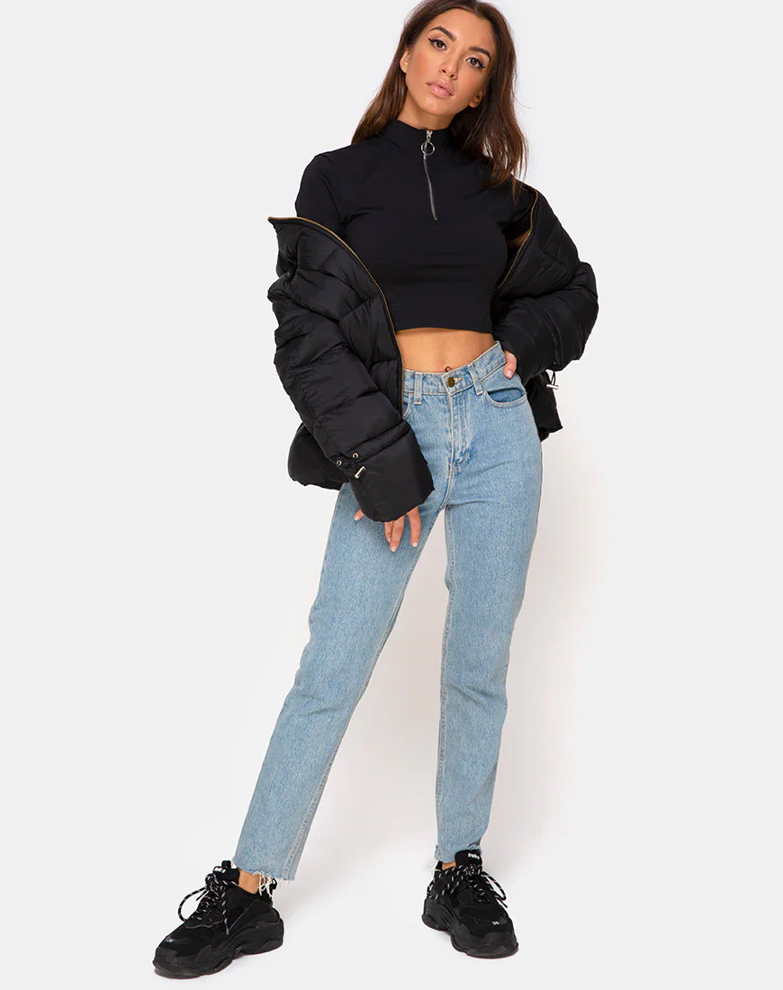 Lesver Crop Top in Black - Image 3