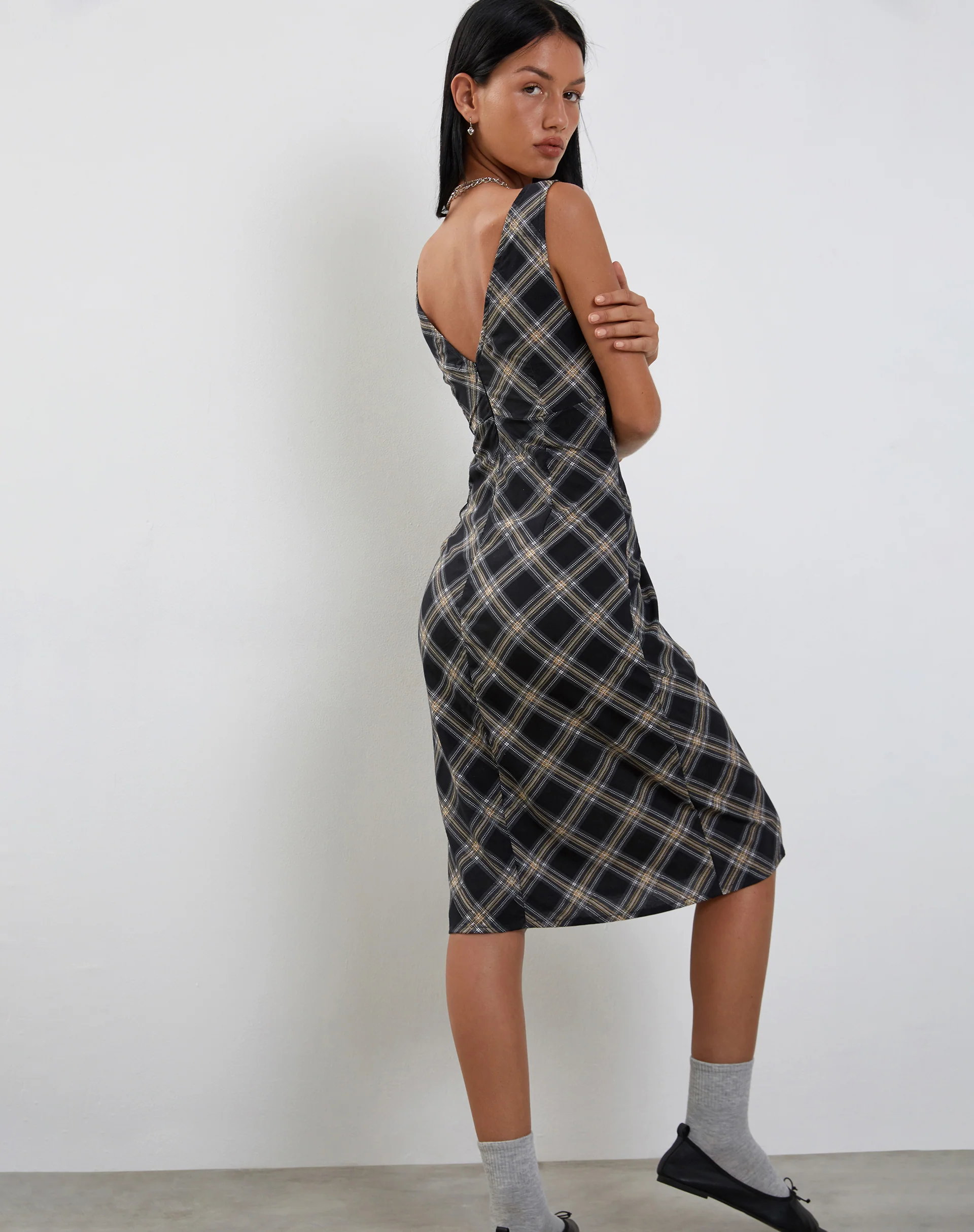 Lieva Midi Dress in Black and Grey Check - Image 2