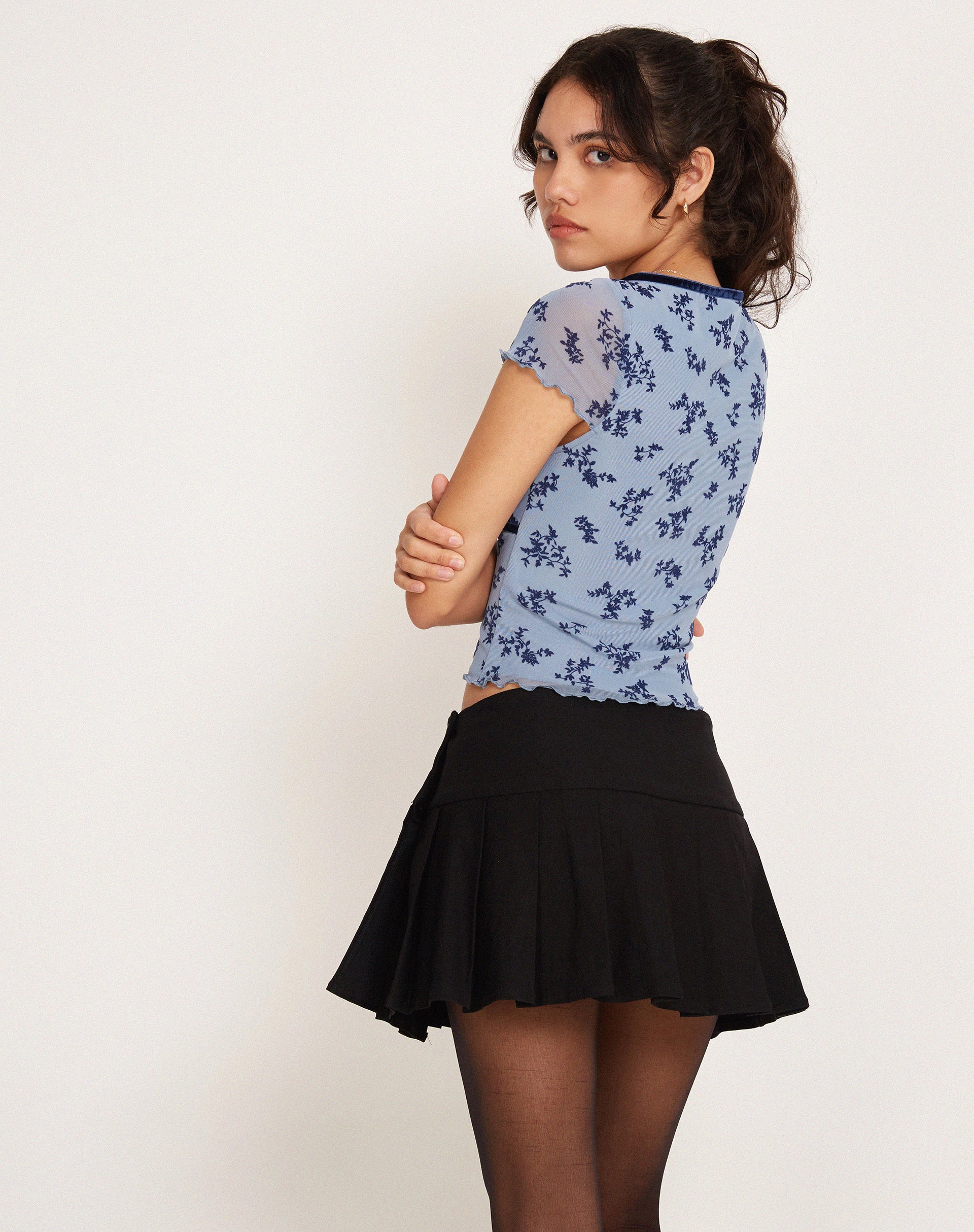 Livi Mesh Top in Light Blue and Navy Botanist Flocking - Image 3
