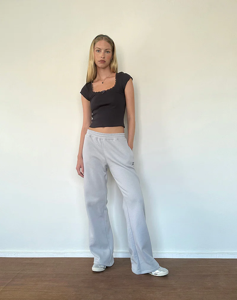 Loose Jogger in Lunar Rock with Ocean Storm Bow Embroidery - Image 4