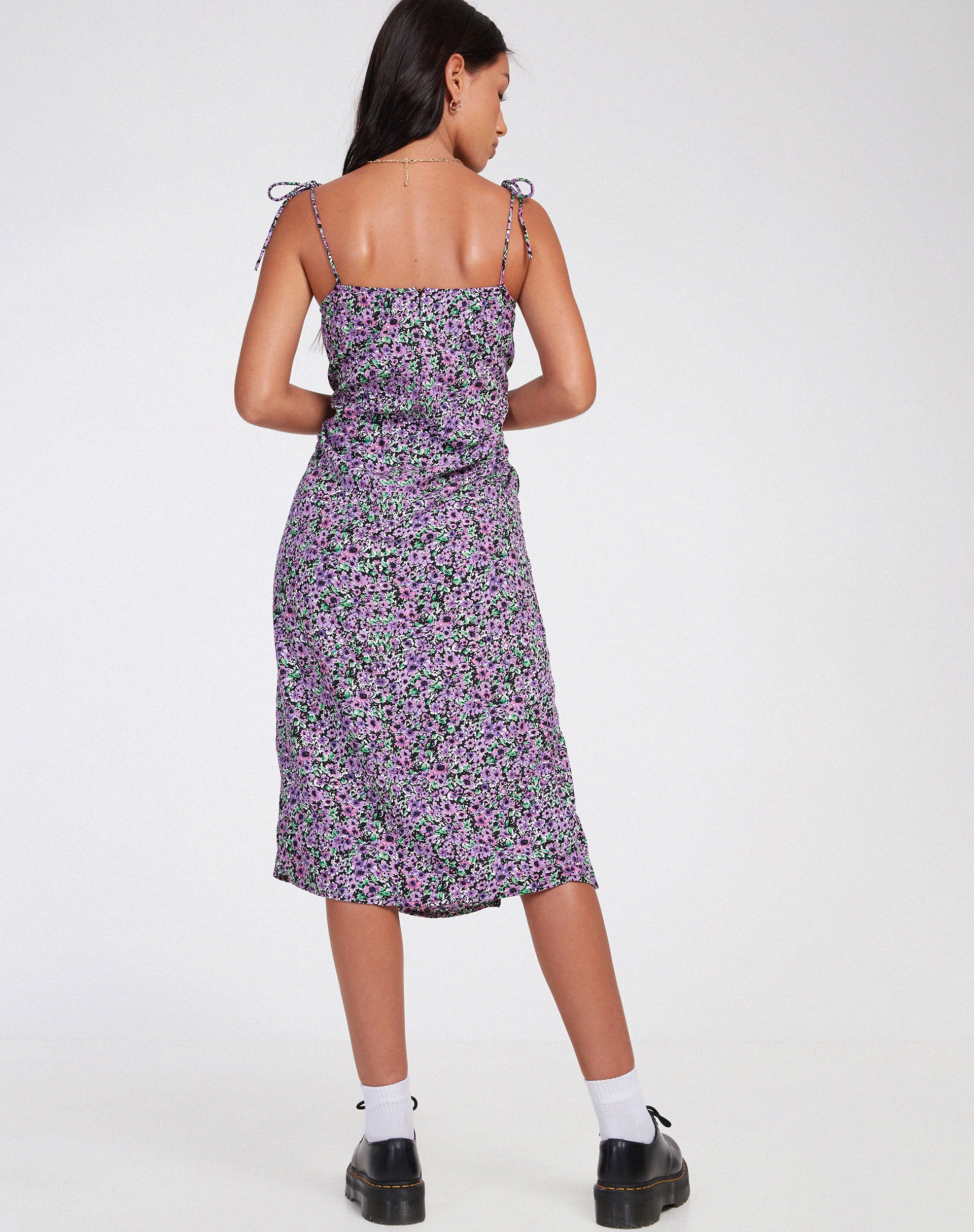 Lotie Midi Dress in Lilac Blossom - Image 4