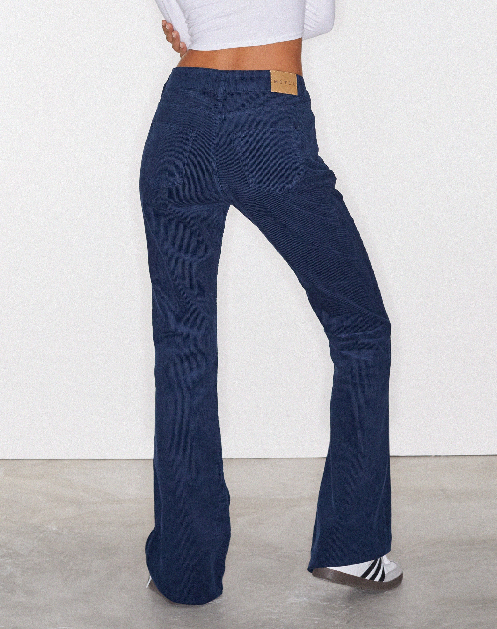 Low Rise Bootleg Jeans in Cord Navy - Image 6