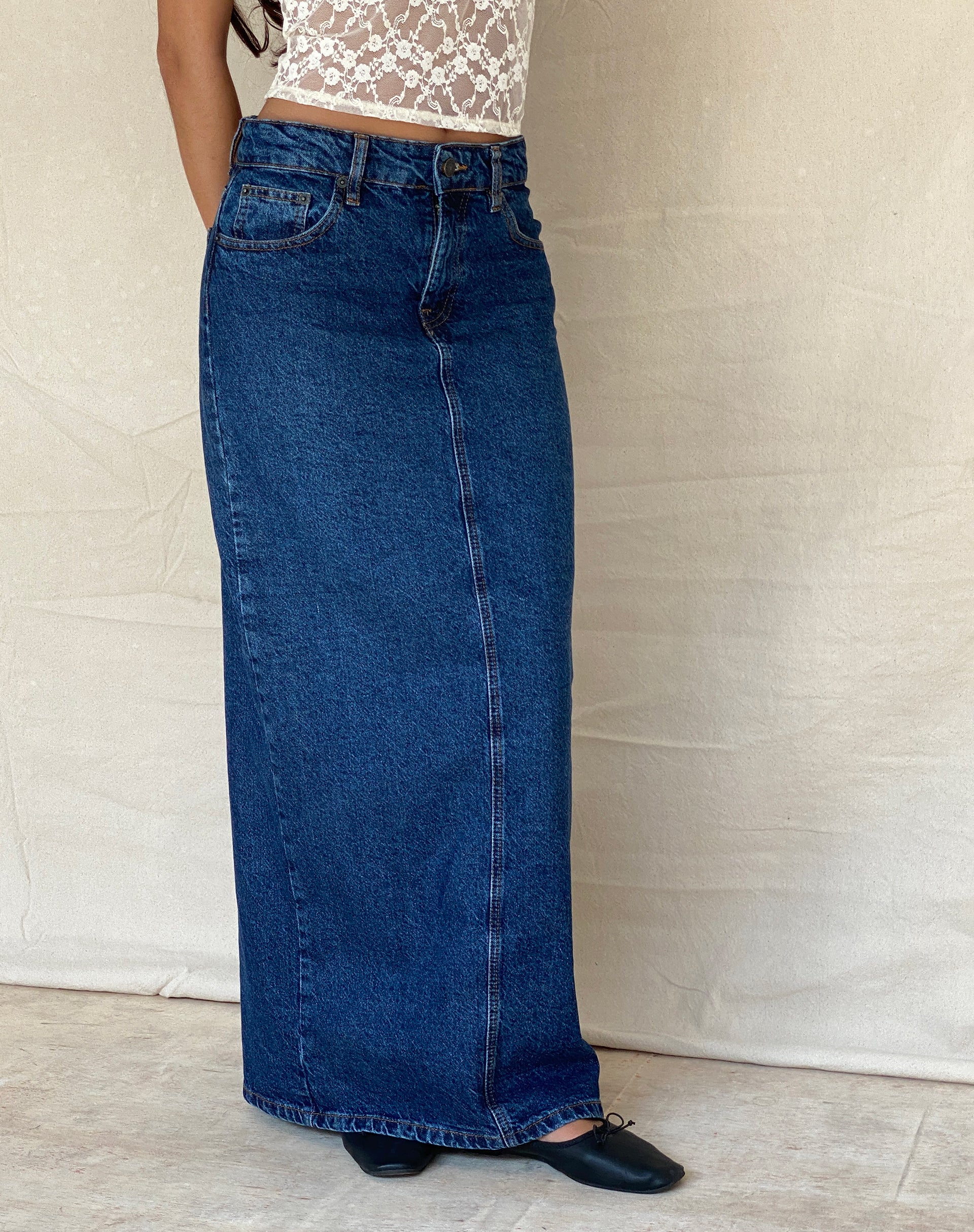Low Rise Denim Maxi Skirt in Mid Blue Used - Image 3
