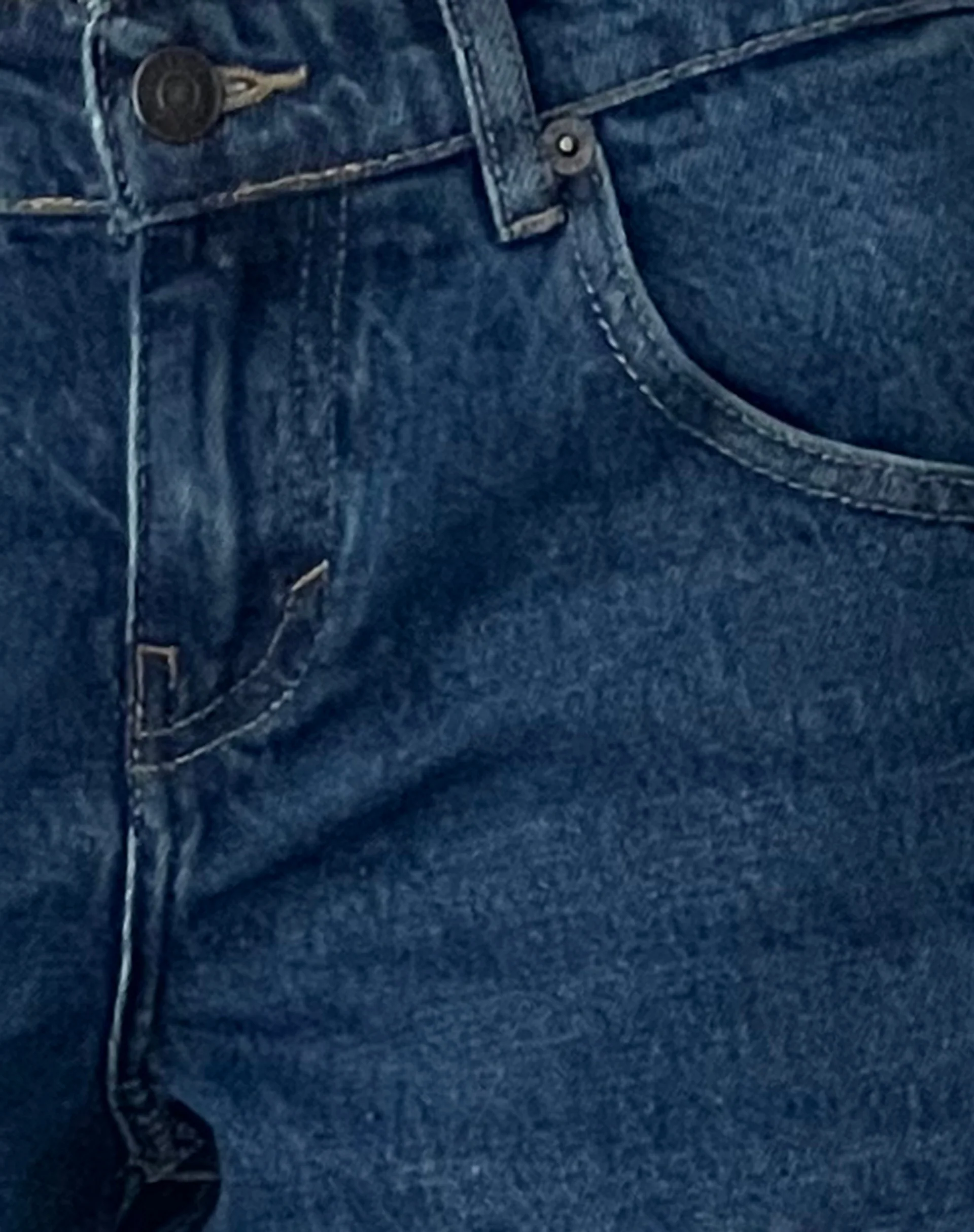 Low Rise Parallel Jeans in Mid Blue Used - Image 7