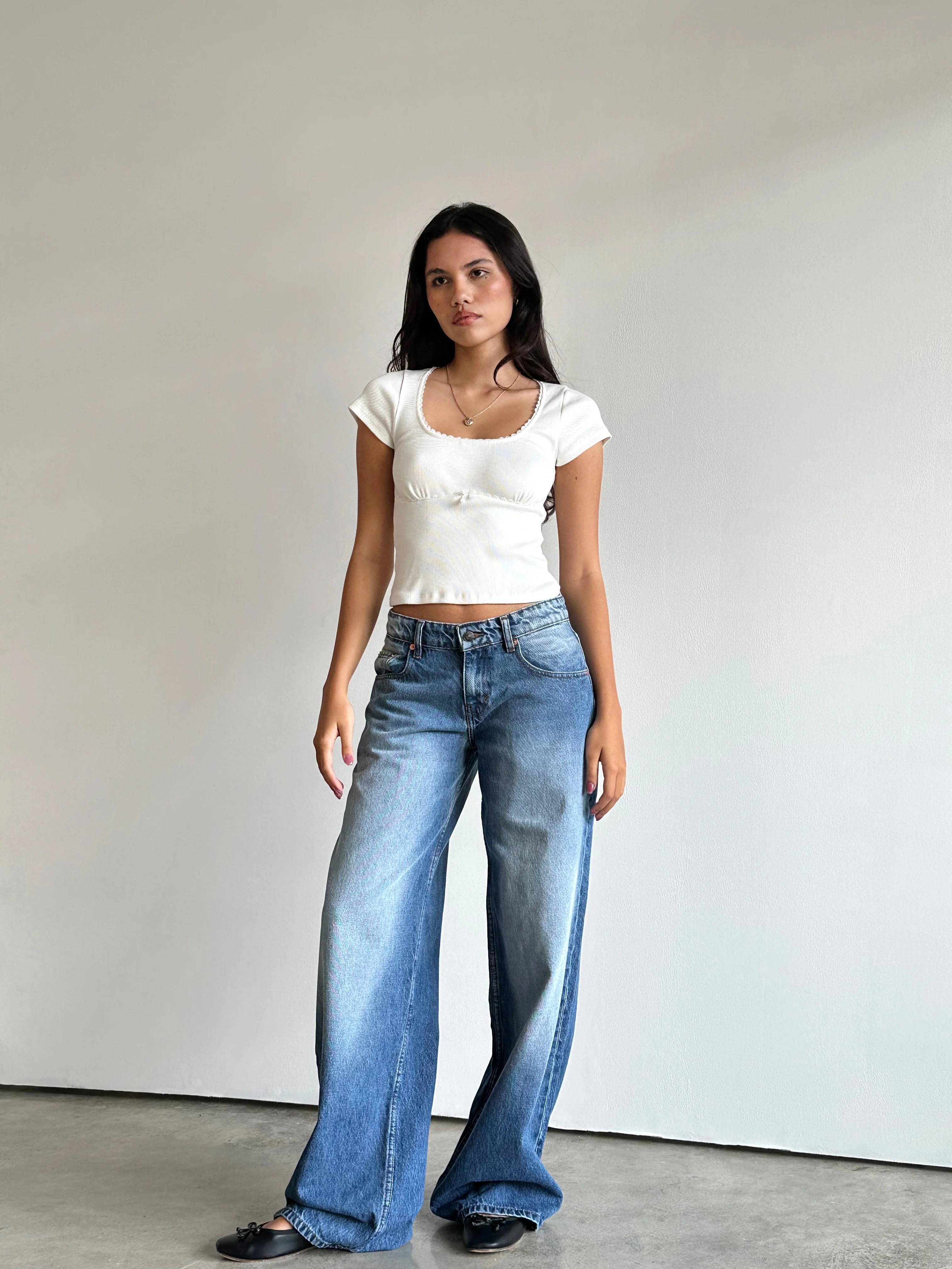 Roomy Extra Wide Low Rise Jeans in Marine Blue Wash - Image 4