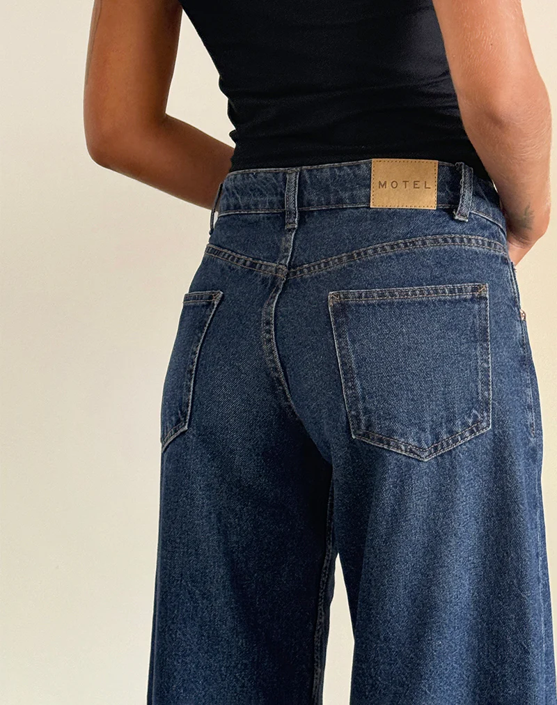 Roomy Extra Wide Low Rise Jeans in Mid Indigo Blue - Image 5