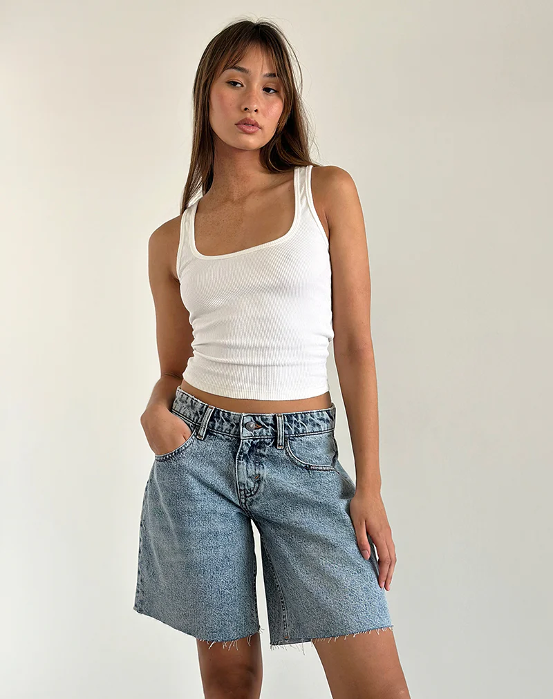 Low Rise Roomy Shorts in Vintage Blue Wash - Image 2