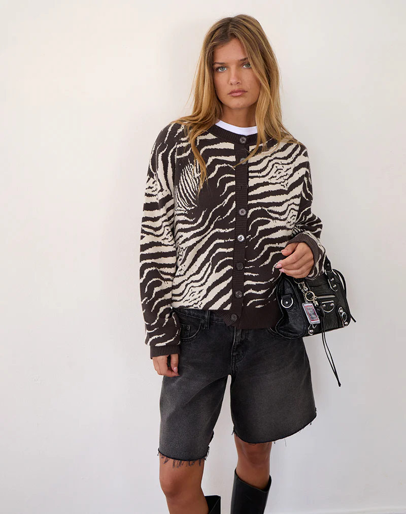 Luceta Knitted Cardigan in Wild Animal - Image 5