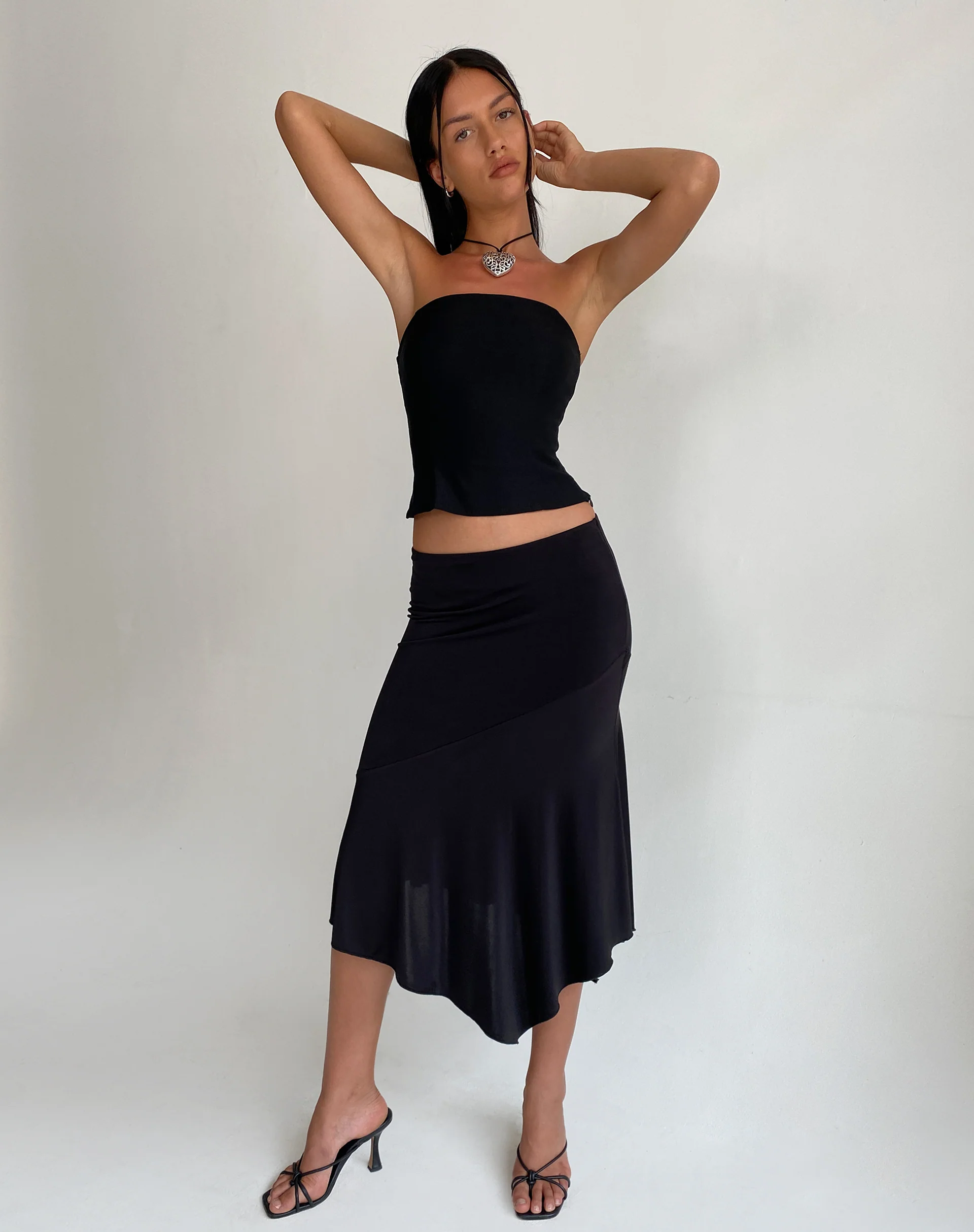 Maribaya Longline Corset Top in Black - Image 4