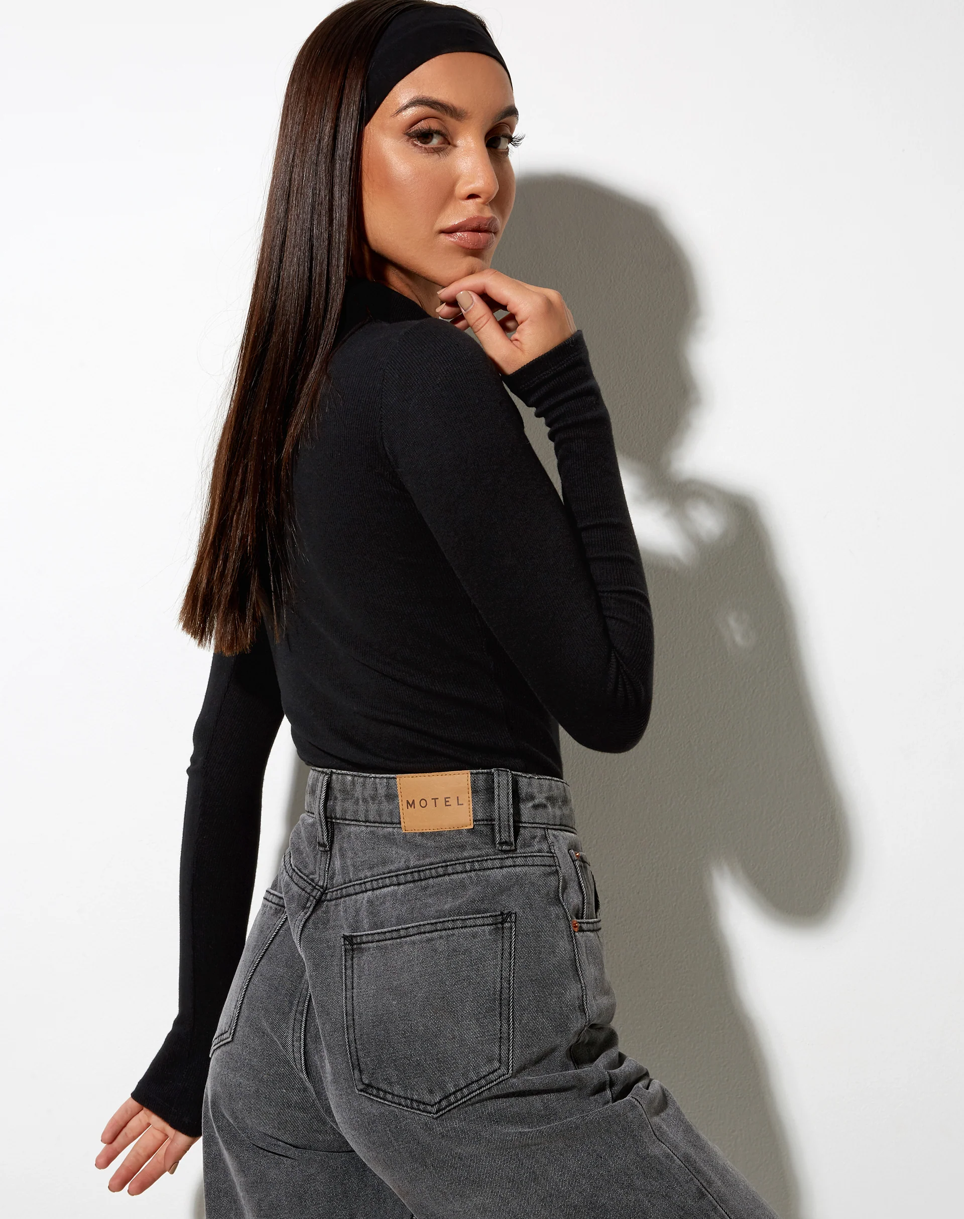 Matri Top in Rib Black - Image 2
