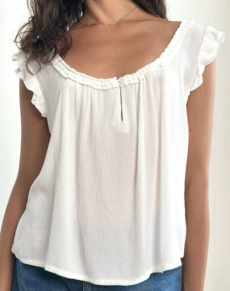 Merisso Scoop Neck Keyhole Top in White - Image 3