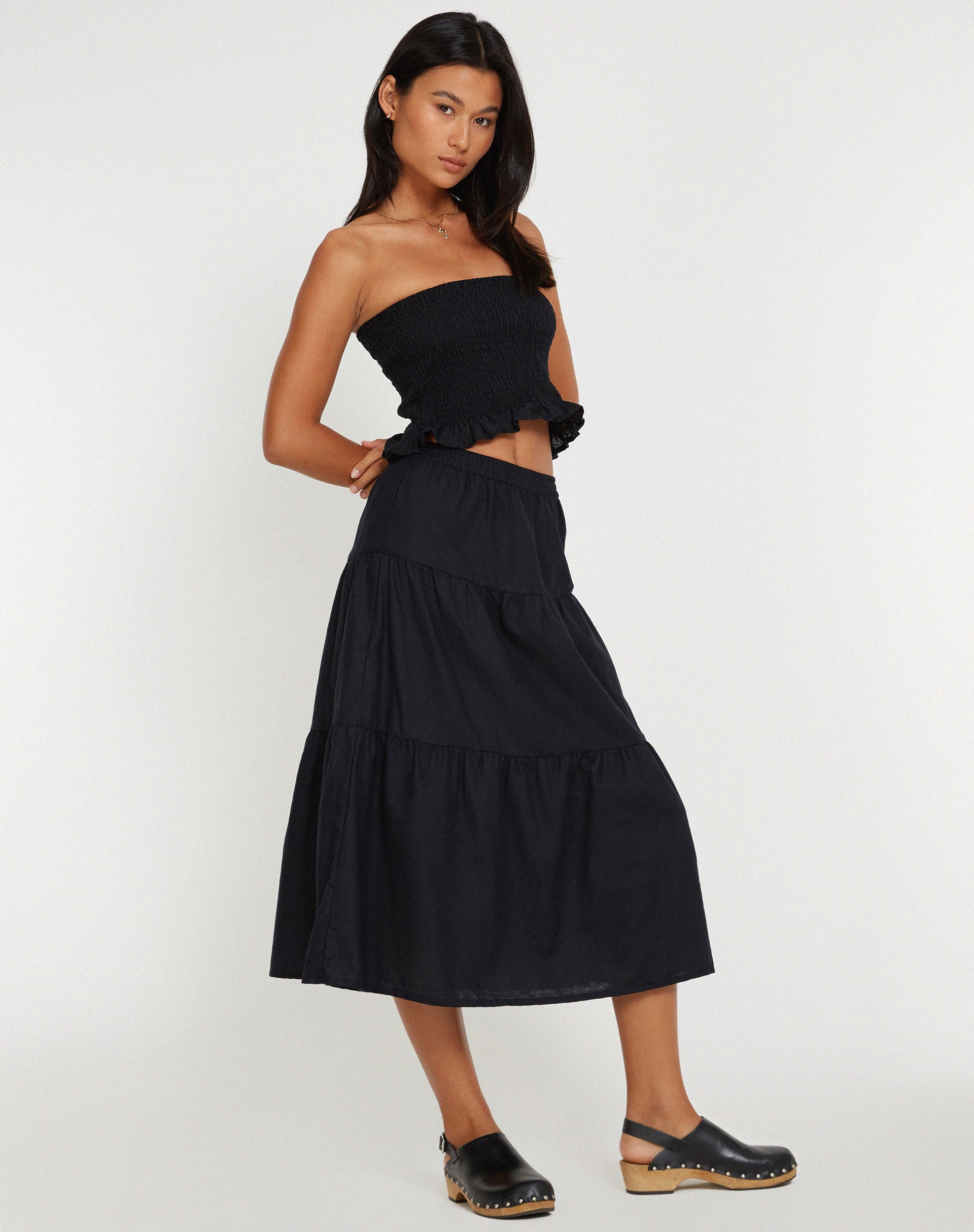 Midaxi Skirt in Black - Image 4