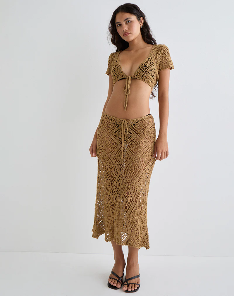 Mirea Grown On Sleeve Shrug Top in Crochet Camel - Image 3