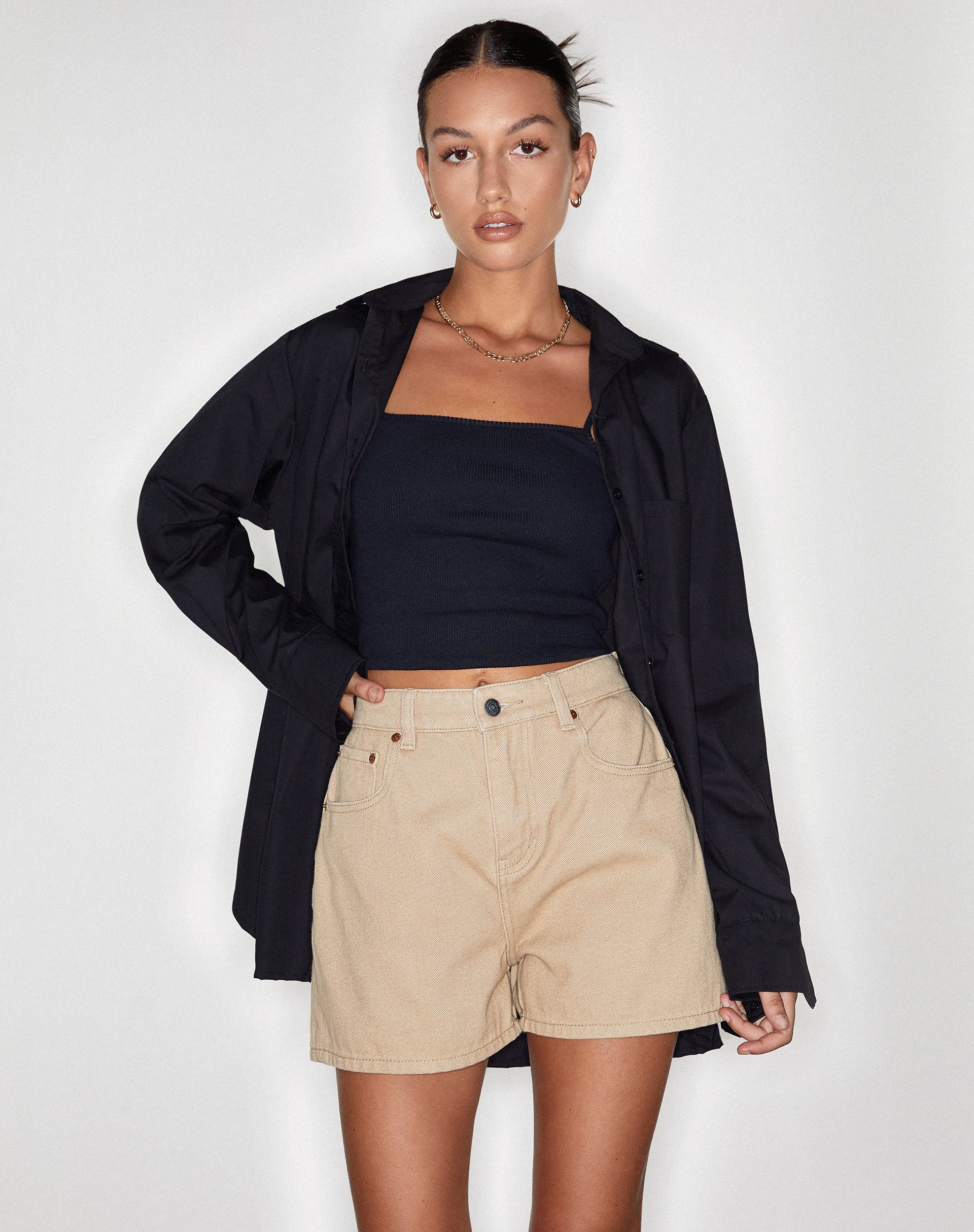 Mom Denim Shorts in Winter Sandwash - Image 5