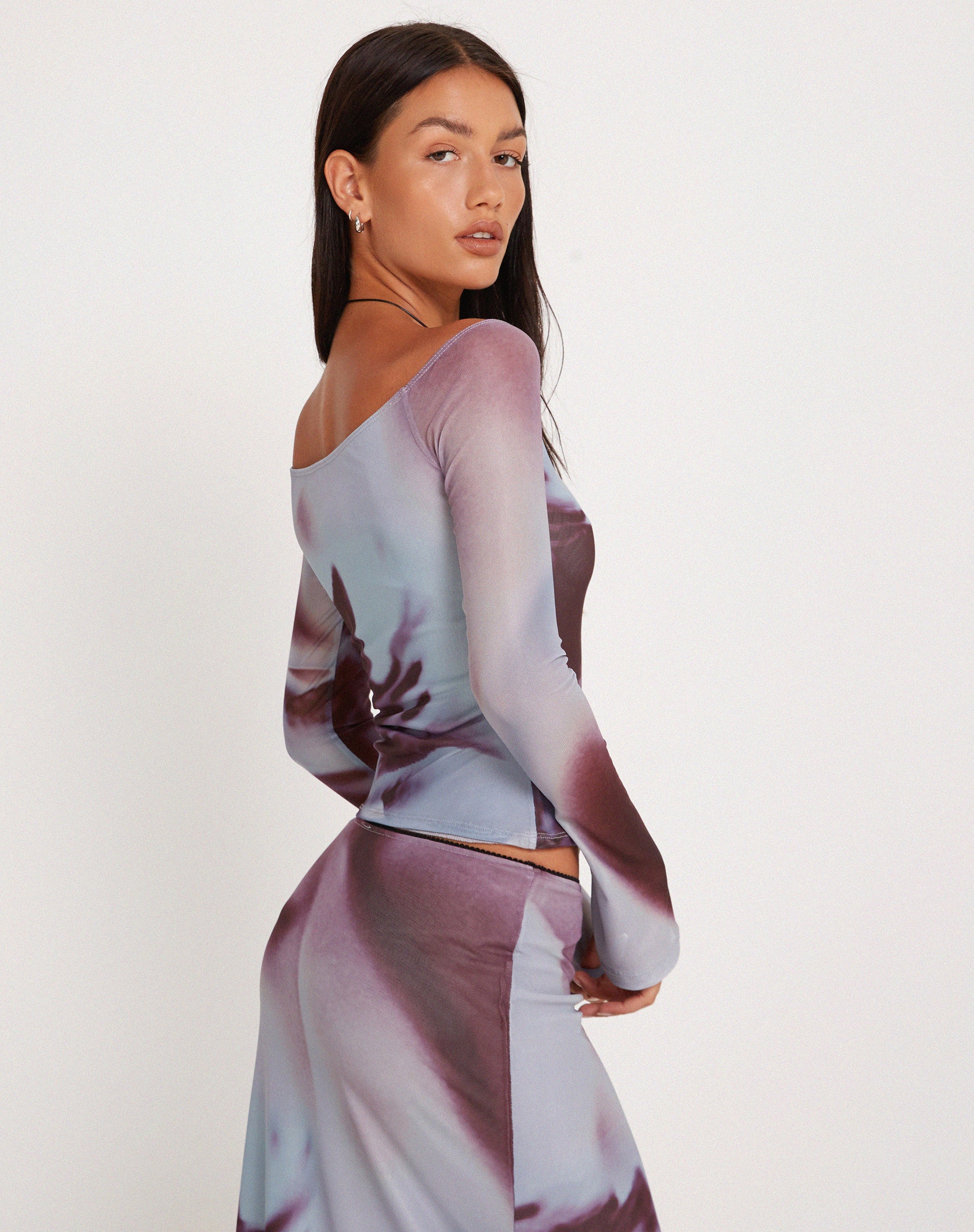 Neira Long Sleeve Mesh Top in Grey Anatomy of Nature - Image 4