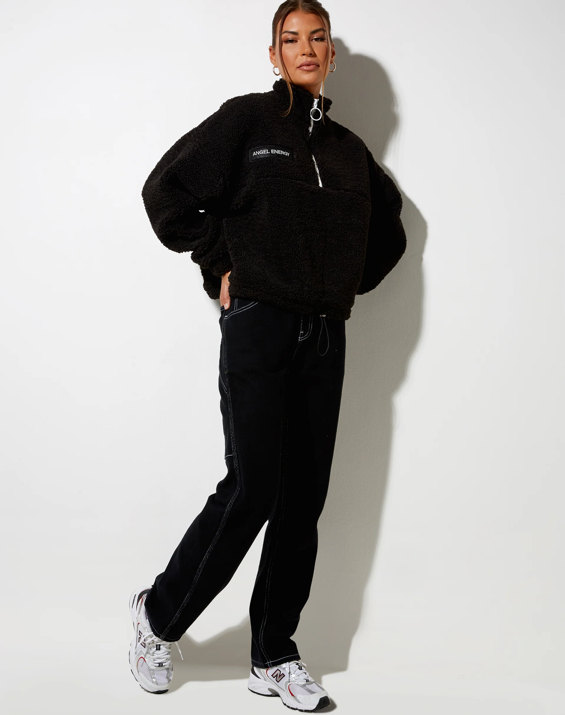 Nero Jumper in Borg Black 'Angel Energy' Label - Image 5