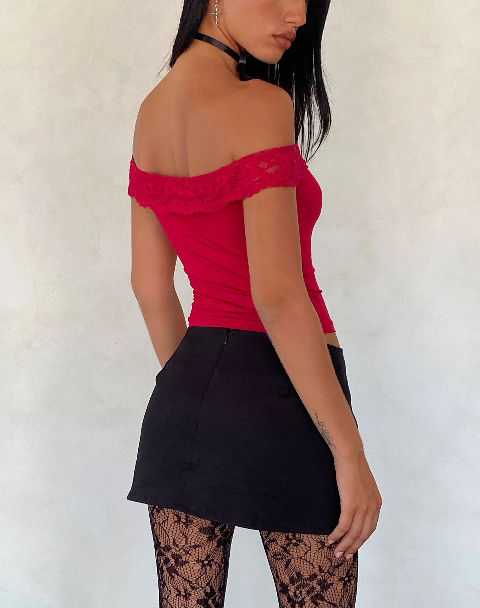 Nesel Bardot Top in Slinky Lace Red - Image 5