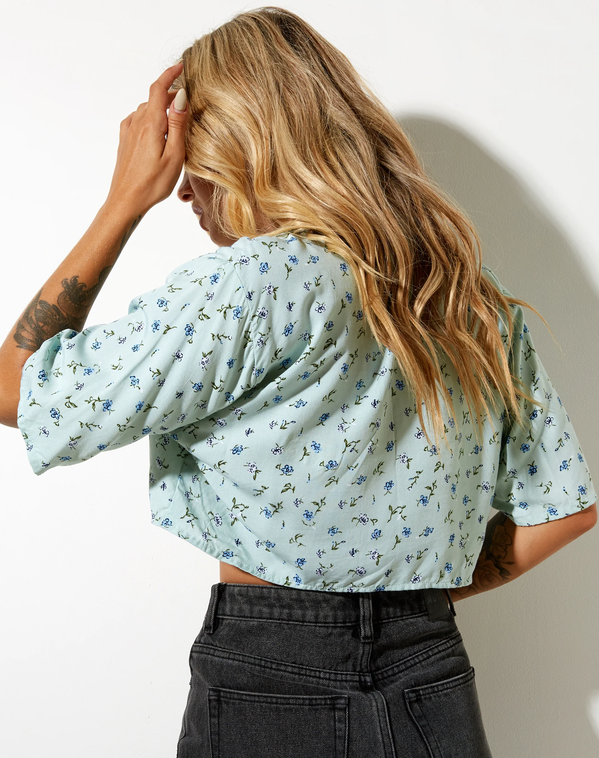 Nindia Shirt in Pretty Petal Green - Image 2