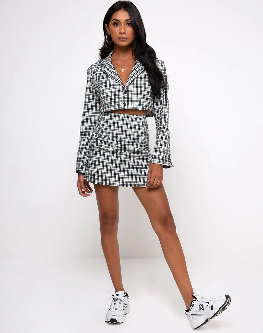 Noly Cropped Blazer in Brandy Check Foam - Image 4