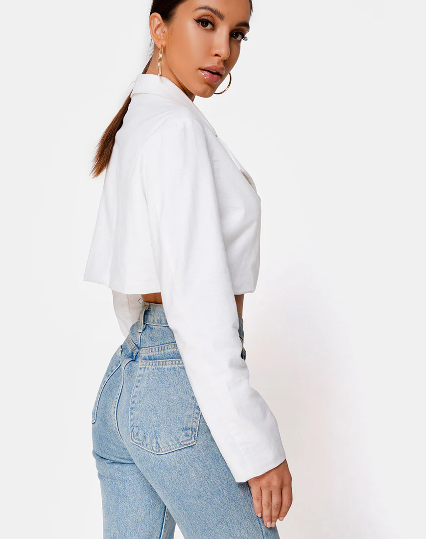 Noly Cropped Blazer in Ivory - Image 2