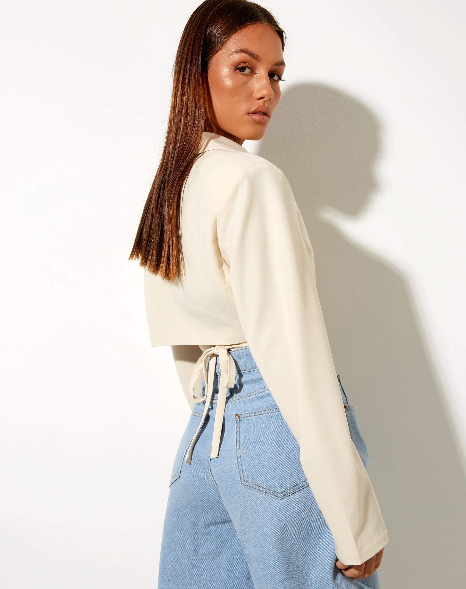 Notus Cropped Blazer in Tailoring Cream - Image 2