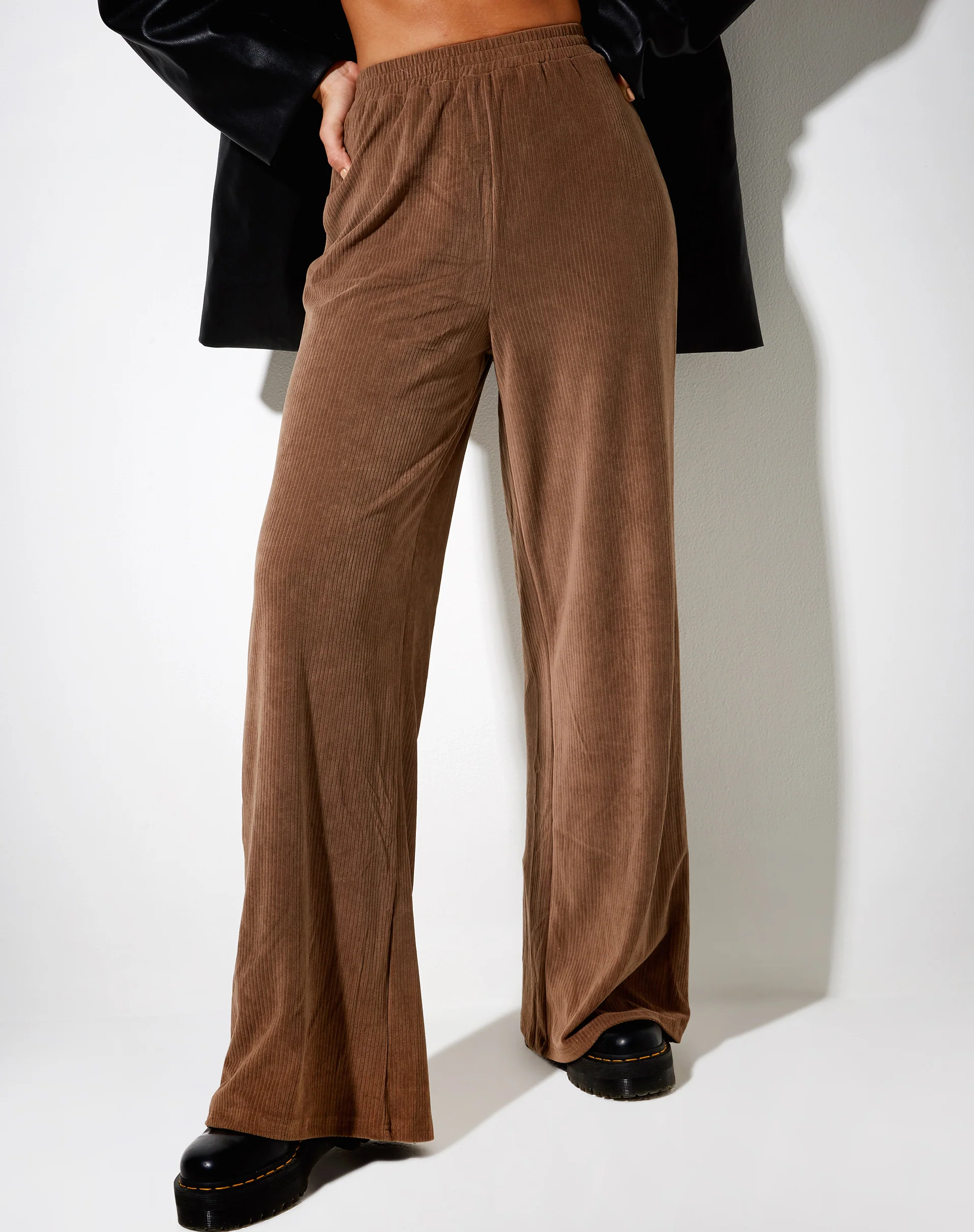 Obeli Trouser in Velvet Rib Tan Brown - Image 2