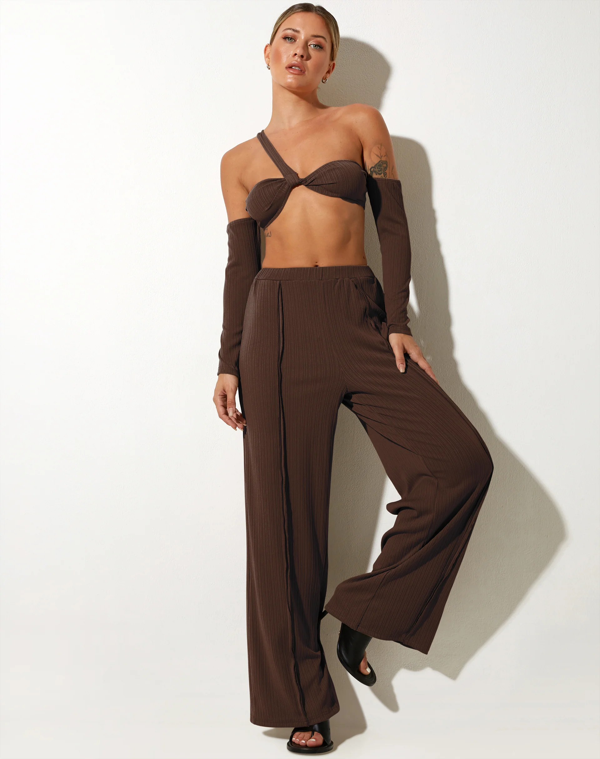 Obera Wide Leg Trouser in Bitter Chocolate - Image 3