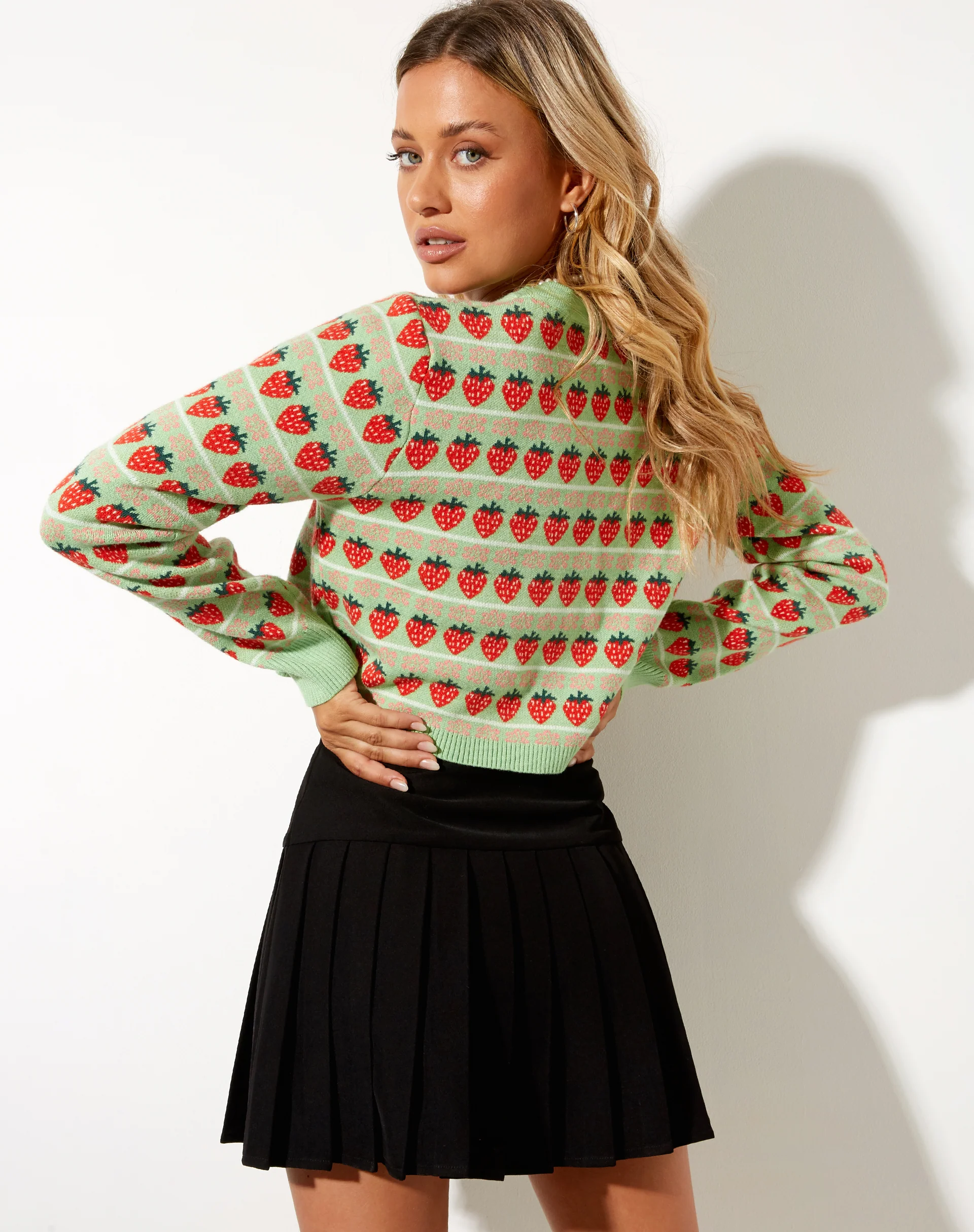 Olina Cardi in Mint String Of Strawberries - Image 3