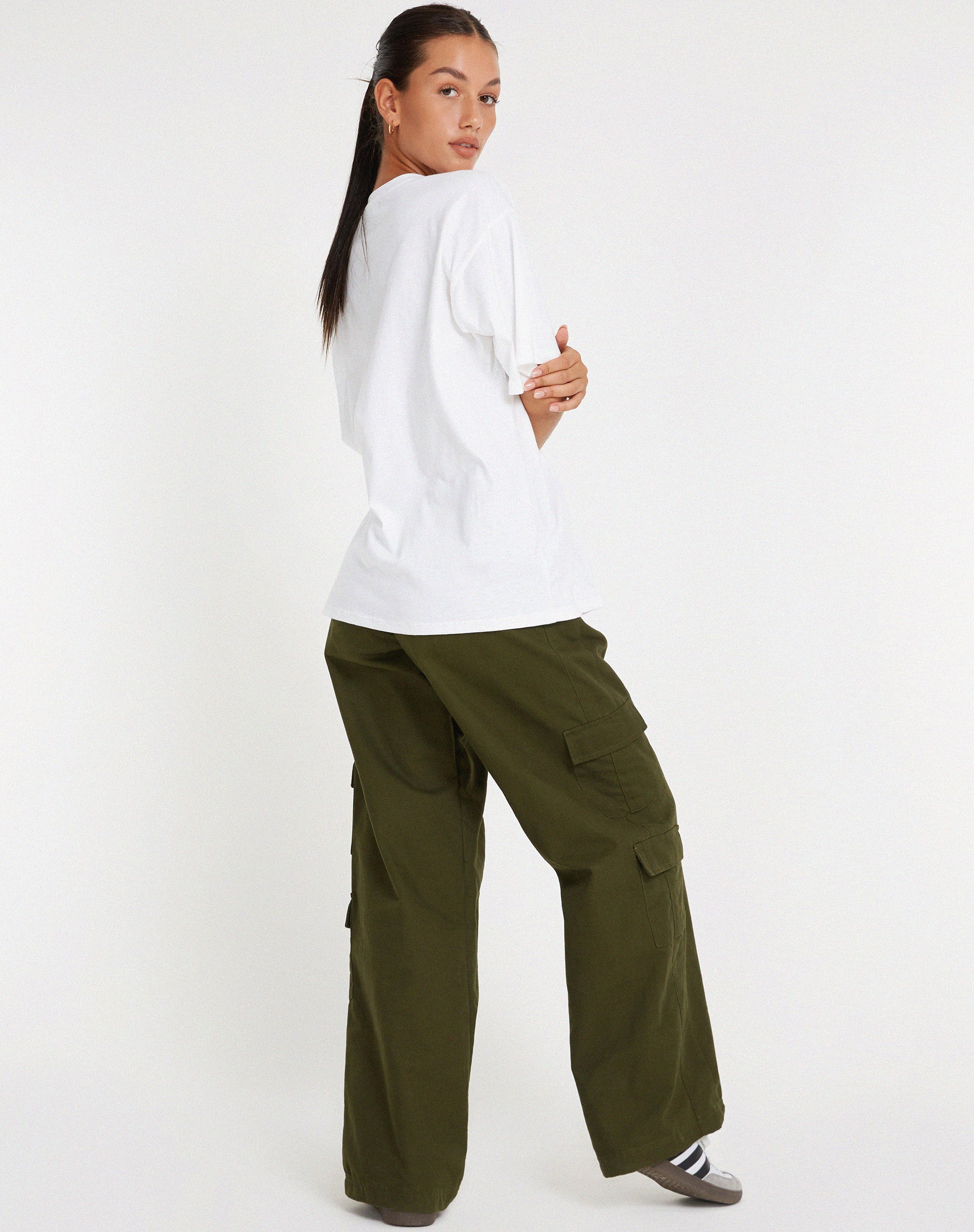 Oversize Basic Tee in White Motel Angel - Image 4