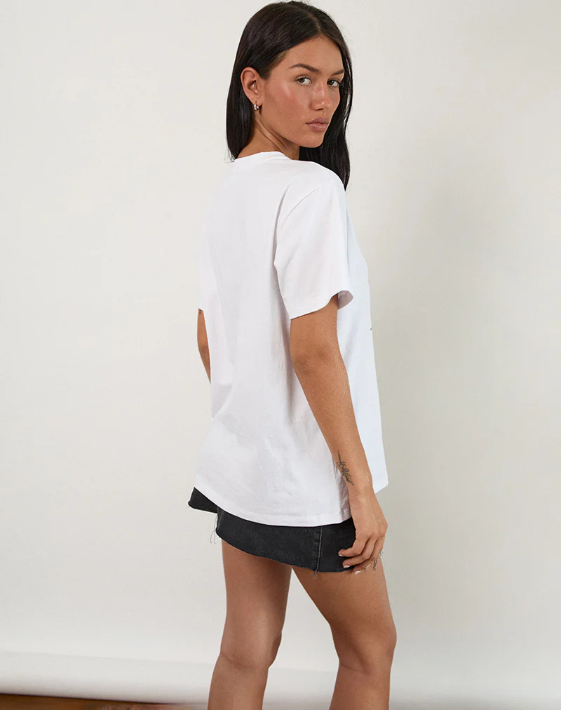 Oversized Basic Tee in White with Aquarius Dog Graphic - Image 3