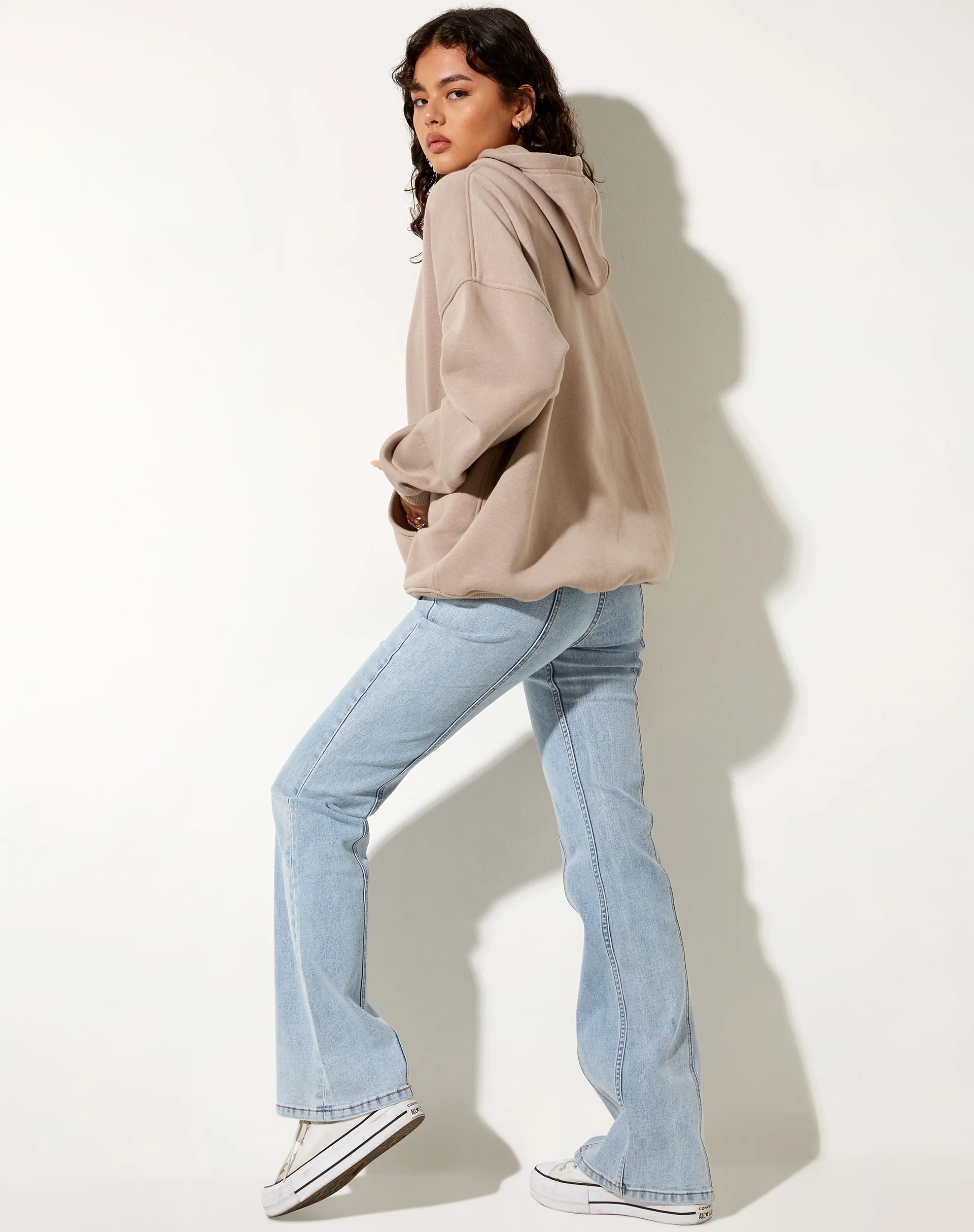 Oversize Hoodie in Mushroom Cute But Psycho - Image 5